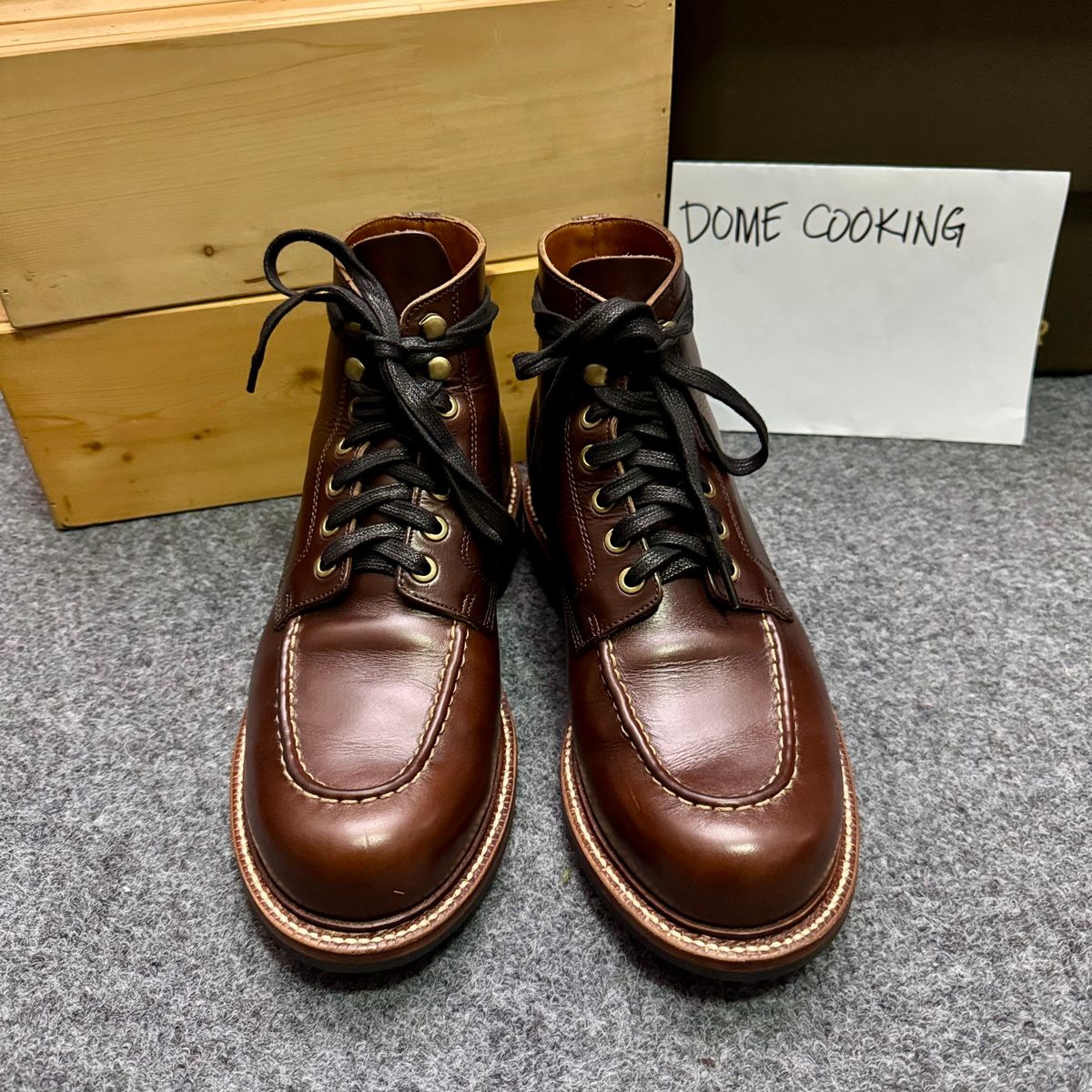 Photo by stinkypatina on November 1, 2025 of the Grant Stone Brass Boot in Horween Crimson Chromexcel.