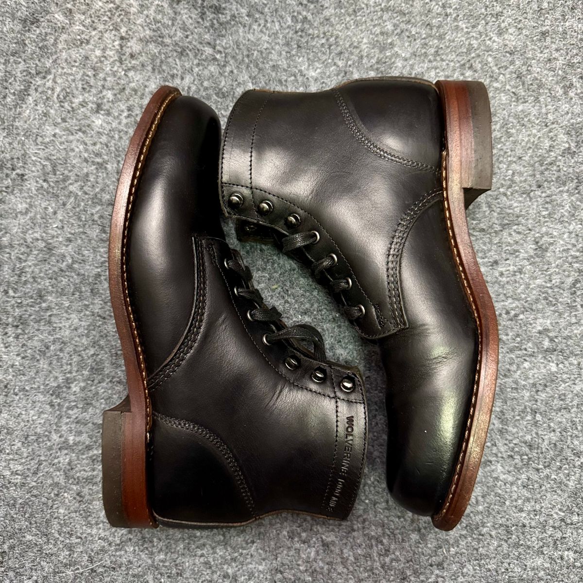 Photo by stinkypatina on October 29, 2025 of the Wolverine 1000 Mile Plain-Toe Boot in Horween Black Chromexcel.
