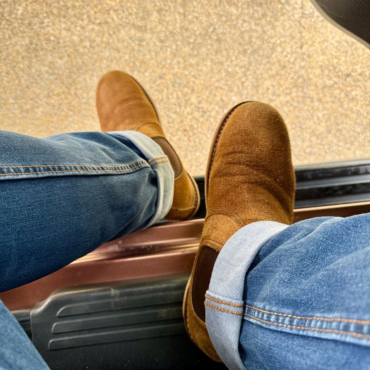 Photo by stinkypatina on January 21, 2026 of the Red Wing Classic Chelsea in S.B. Foot Hawthorne Muleskinner.