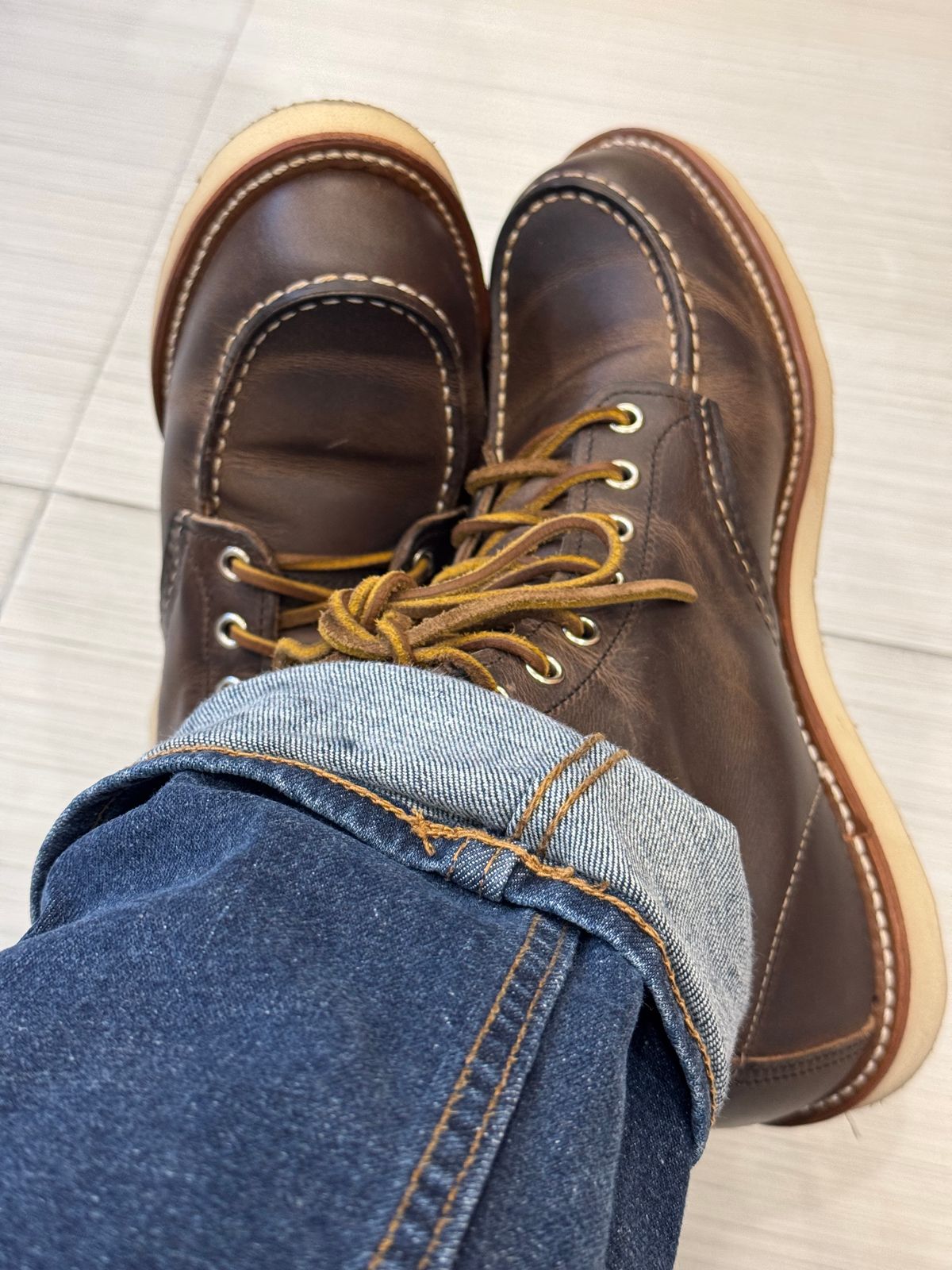 Photo by stinkypatina on September 21, 2024 of the Red Wing 6-Inch Classic Moc in S. B. Foot Concrete Rough & Tough.