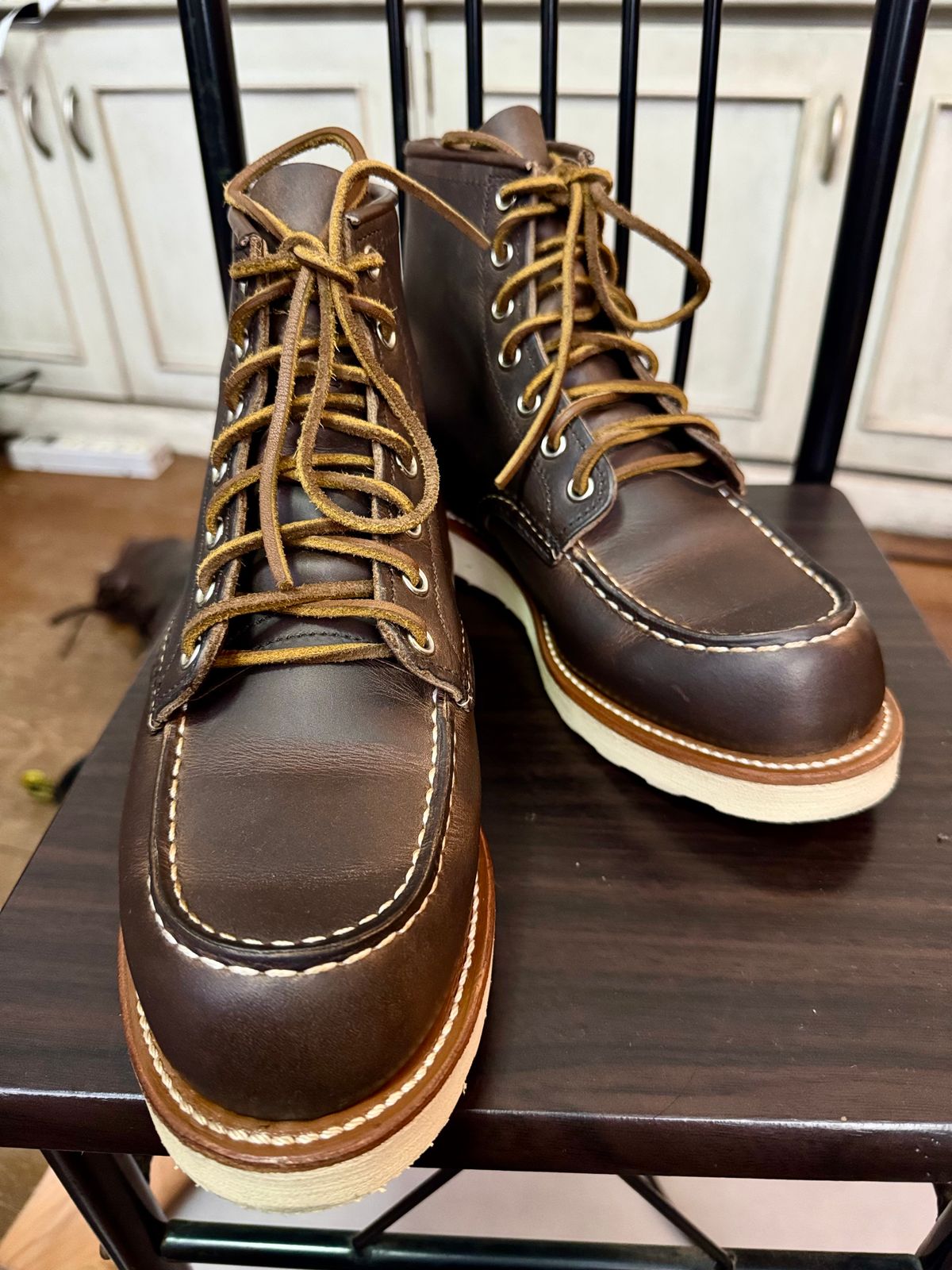 Photo by stinkypatina on September 7, 2024 of the Red Wing 6-Inch Classic Moc in S. B. Foot Concrete Rough & Tough.