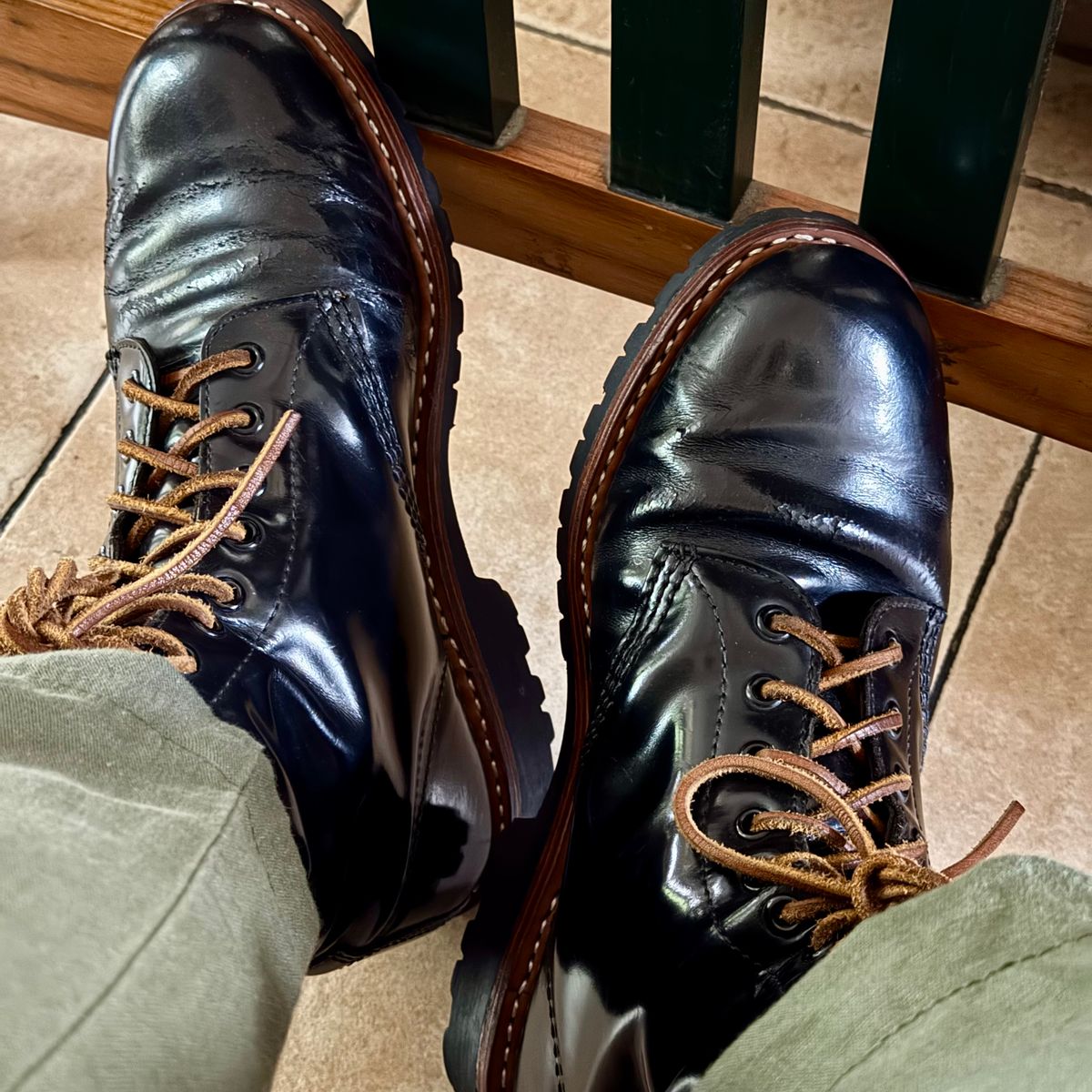 Photo by stinkypatina on August 26, 2025 of the Dr. Martens 1460 in Black Smooth Leather.