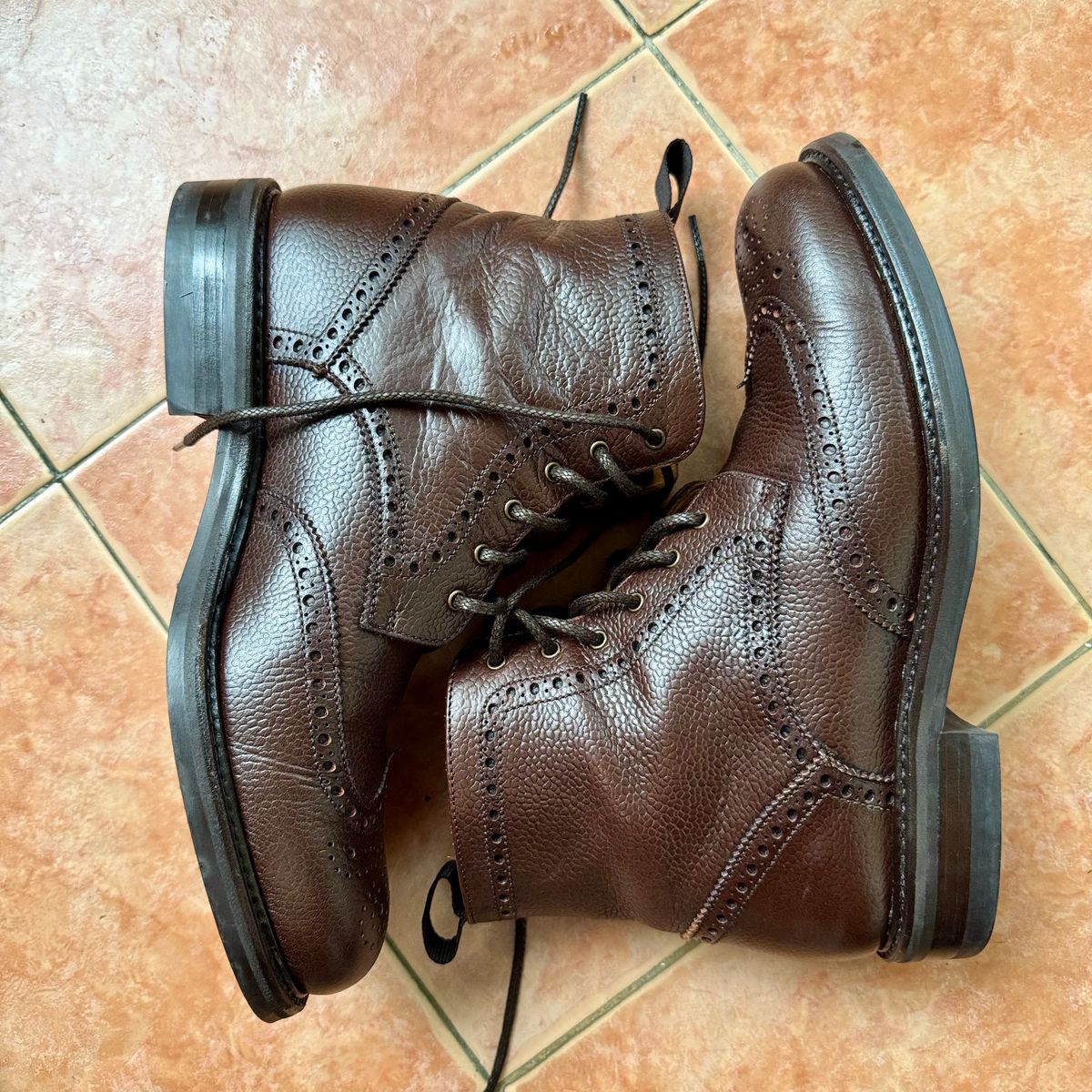 Photo by stinkypatina on August 24, 2025 of the NPS Shoes Heritage Grain Brogue in Walnut Grain & Calf.
