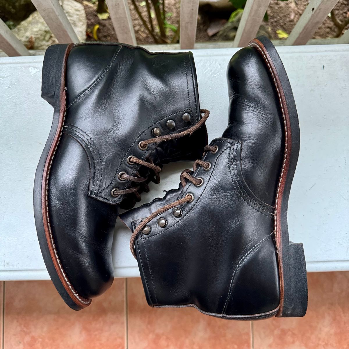 Photo by stinkypatina on November 3, 2025 of the Red Wing Blacksmith in S.B. Foot Black Prairie.