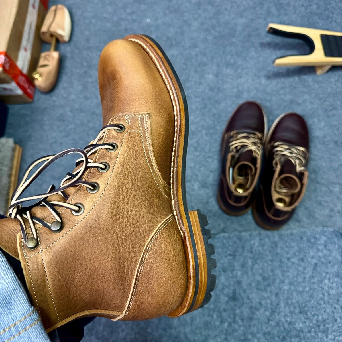 Photo by stinkypatina on November 27, 2025 of the Truman Plain Toe Boot in British Tan Grizzly.