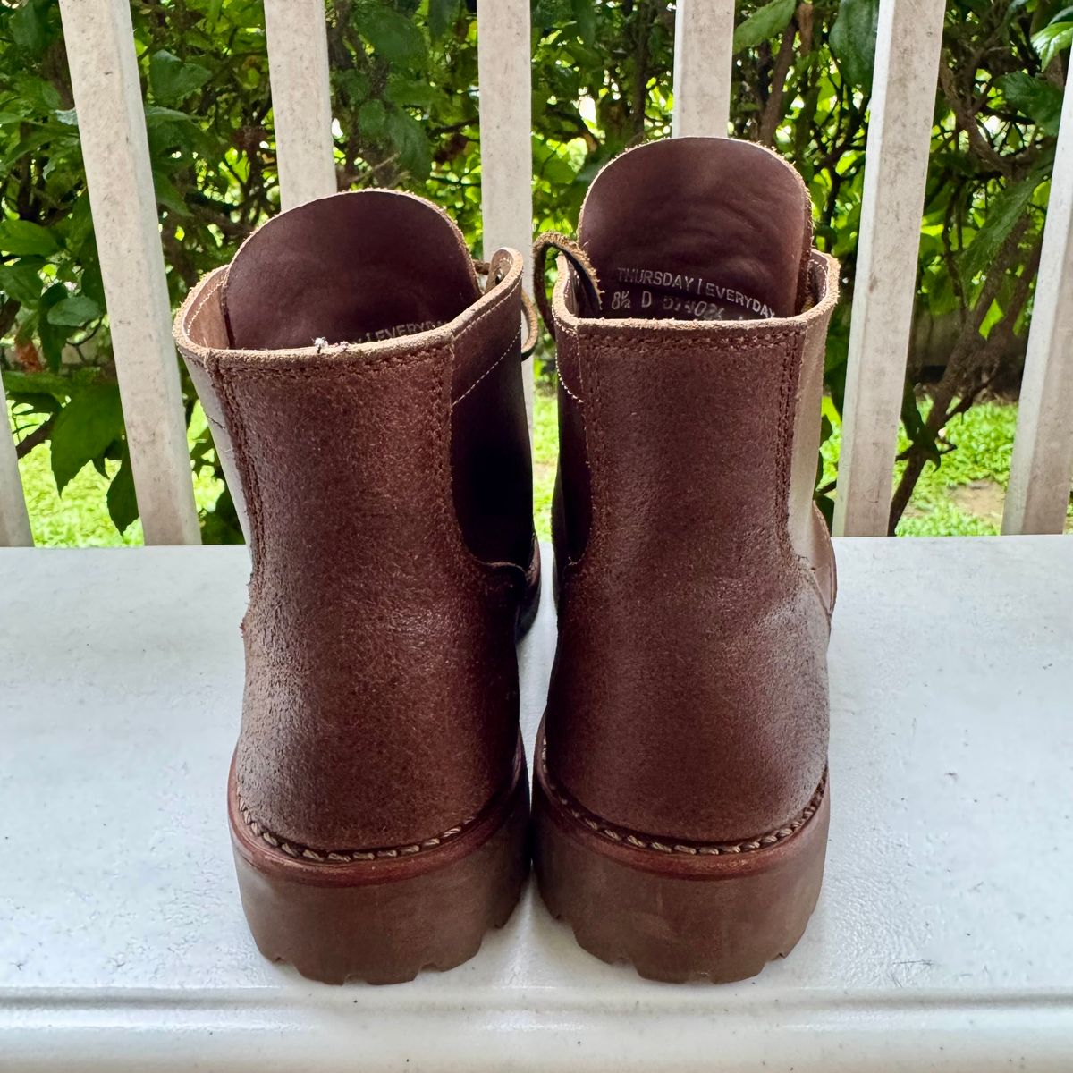 Photo by stinkypatina on October 10, 2025 of the Thursday Vanguard in Horween Natural Waxed Roughout.