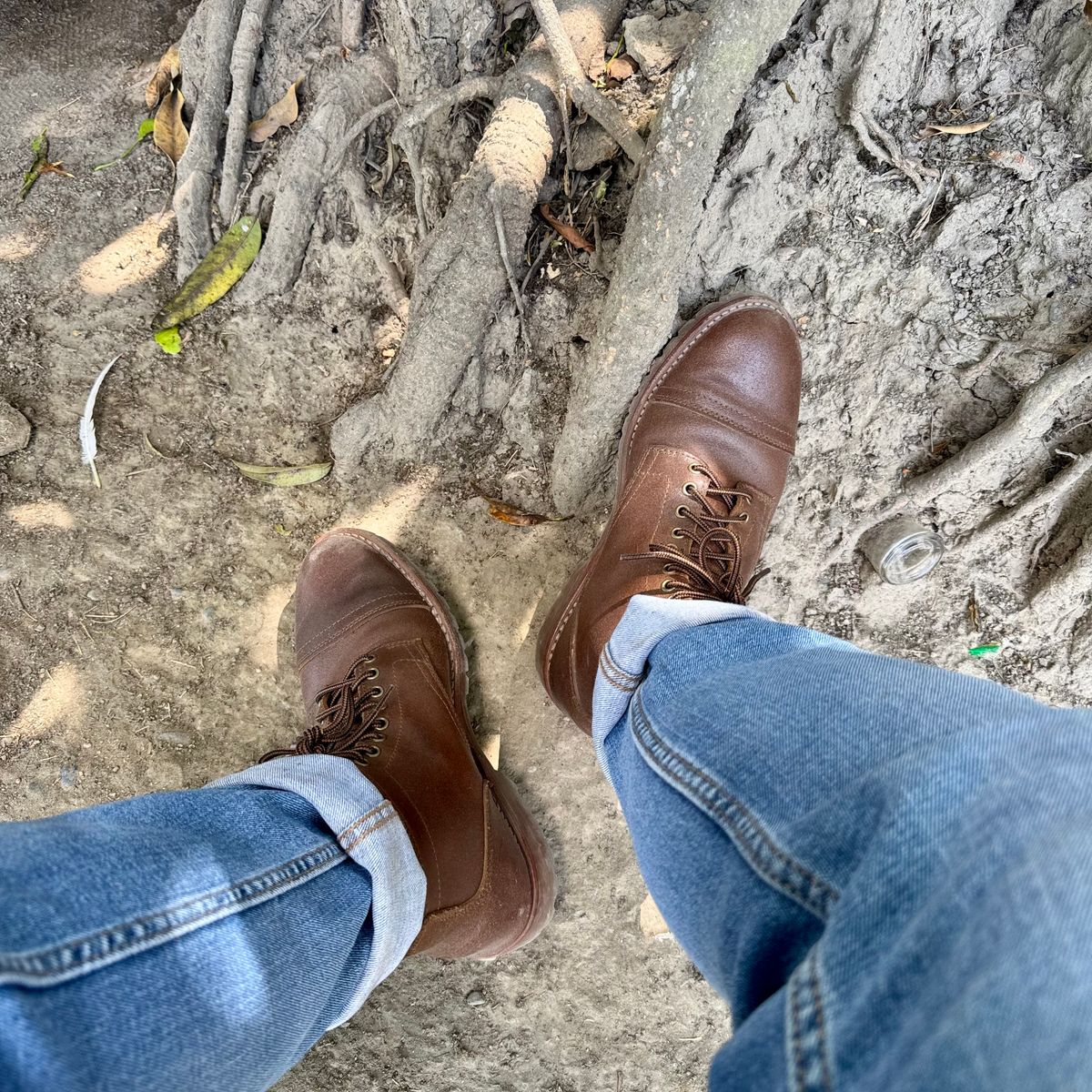 Photo by stinkypatina on March 22, 2026 of the Thursday Vanguard in Horween Natural Waxed Roughout.