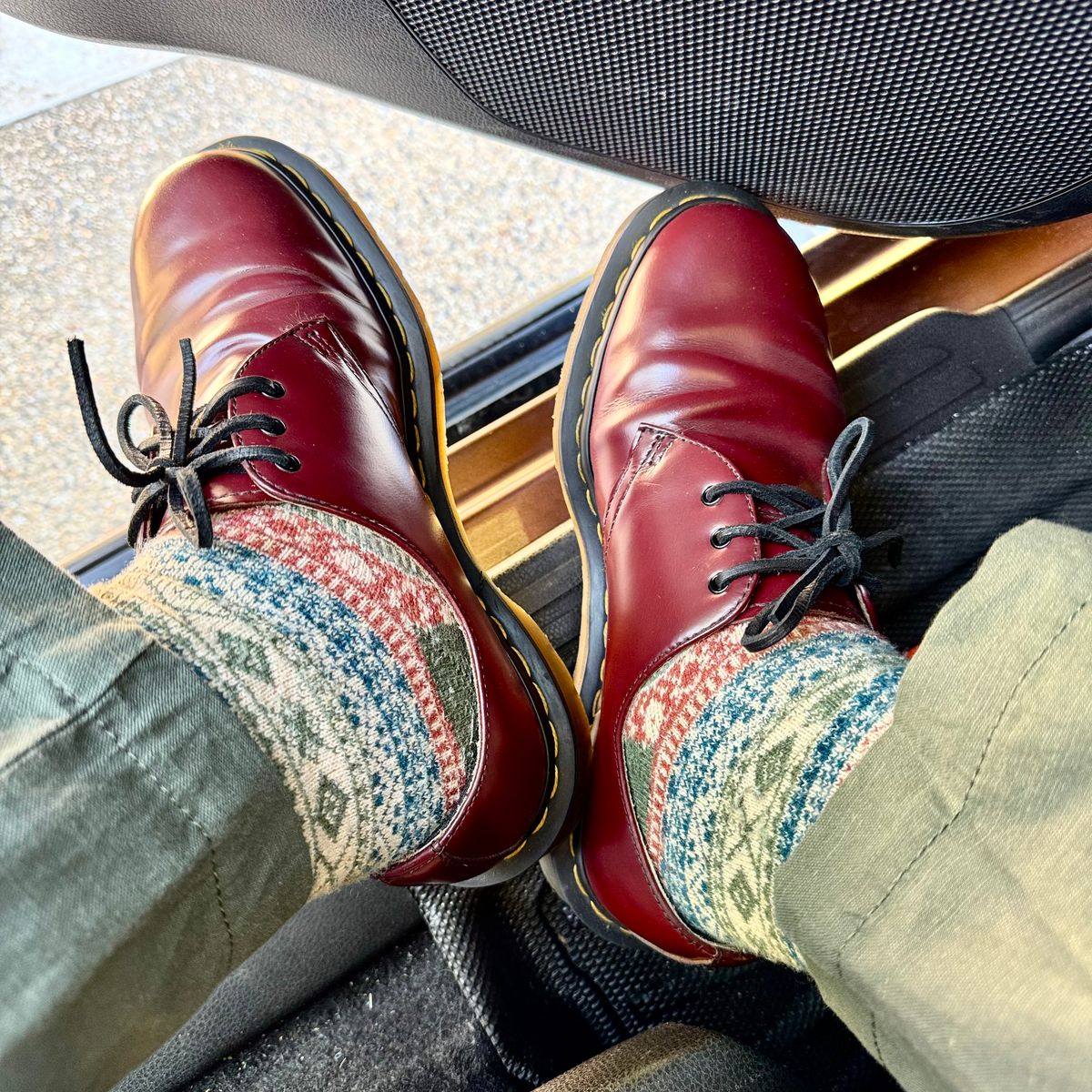 Photo by stinkypatina on August 10, 2025 of the Dr. Martens 1461 in Smooth Cherry Red.