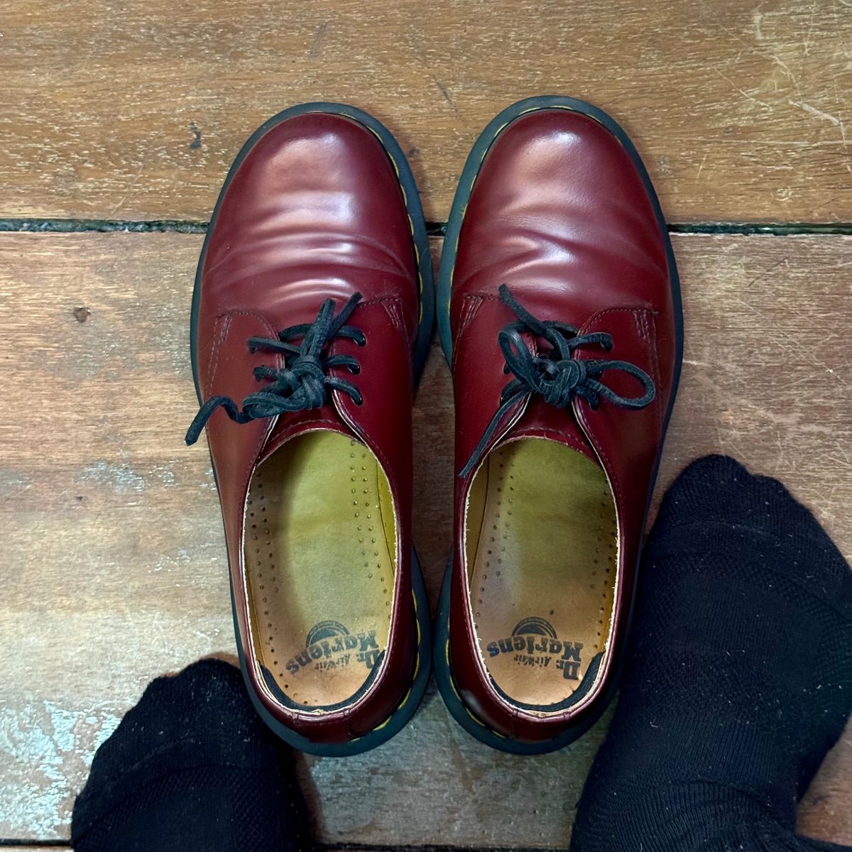 Photo by stinkypatina on April 5, 2026 of the Dr. Martens 1461 in Smooth Cherry Red.
