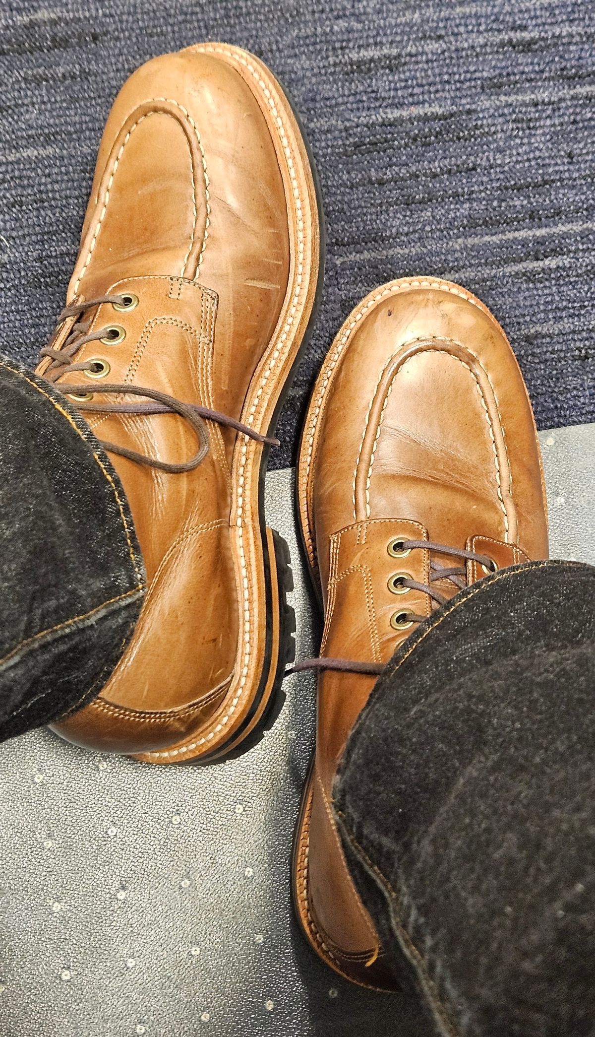 Photo by Shoop on September 17, 2025 of the Grant Stone Brass Boot in Horween Dune Chromexcel.