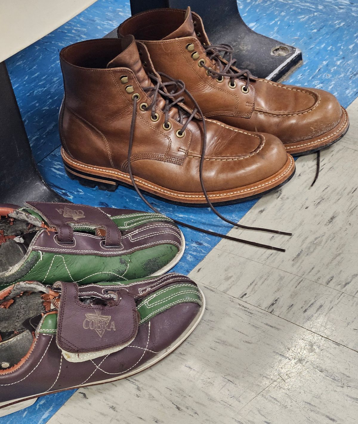 Photo by Shoop on September 12, 2025 of the Grant Stone Brass Boot in Horween Dune Chromexcel.