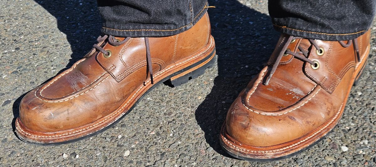 Photo by Shoop on October 16, 2025 of the Grant Stone Brass Boot in Horween Dune Chromexcel.