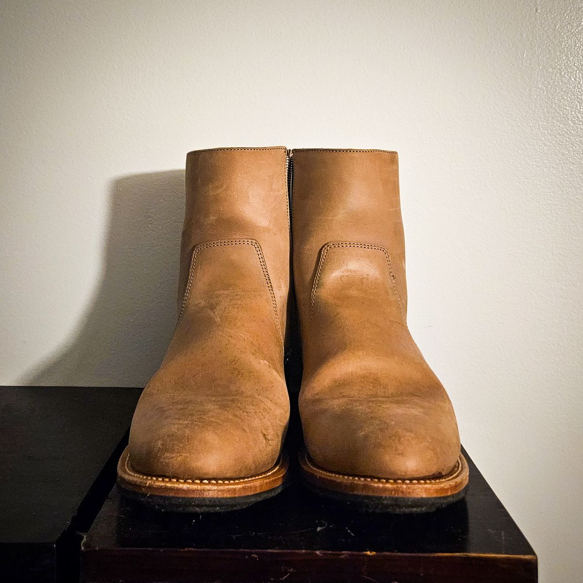 Photo by Griswald_Chillingsworth on May 10, 2026 of the Viberg Side Zip in Maryam Fango Horsebutt.