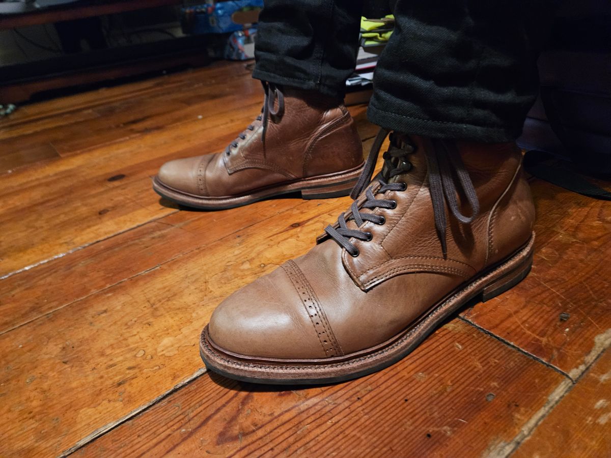 Photo by justinmcgustin on October 24, 2023 of the Parkhurst The Delaware in Horween Natural Chromexcel.