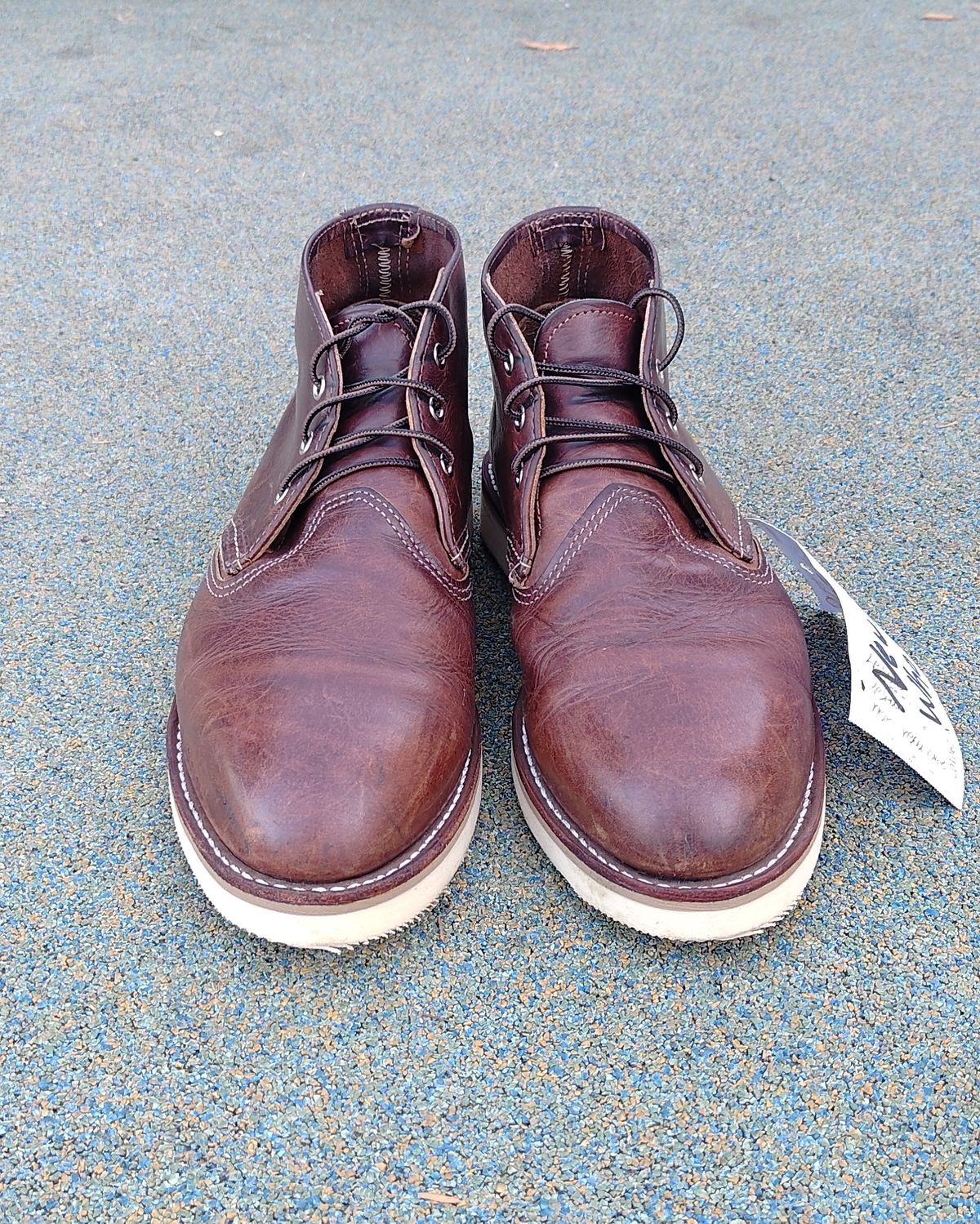 Photo by mitchellvanlee on October 5, 2025 of the Red Wing Work Chukka in S.B. Foot Briar Oil Slick.
