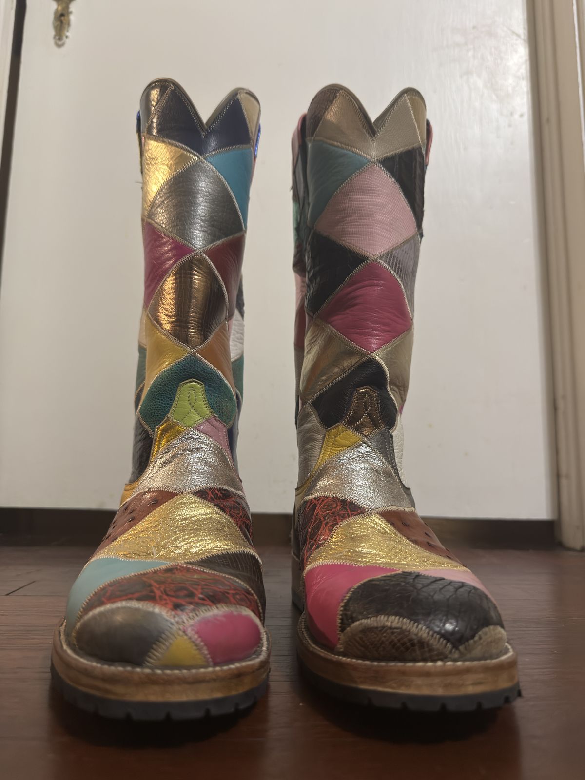 Photo by Vero1968 on November 6, 2025 of the A&CBootCo Custom Model in Variety Of Exotics.