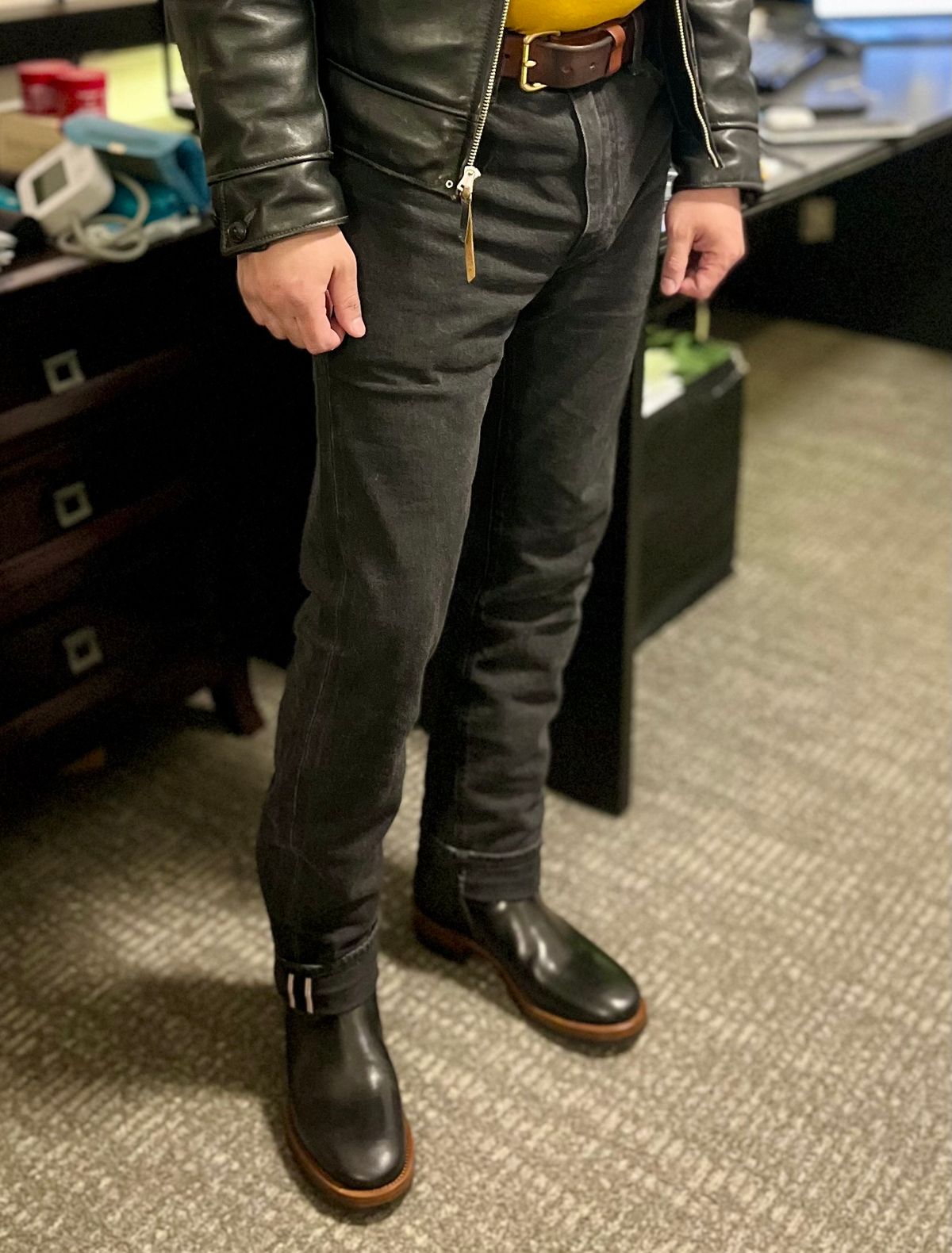 Photo by Faded.Patina on March 6, 2025 of the Crush on Retro 501 in Horween Black Chromexcel.