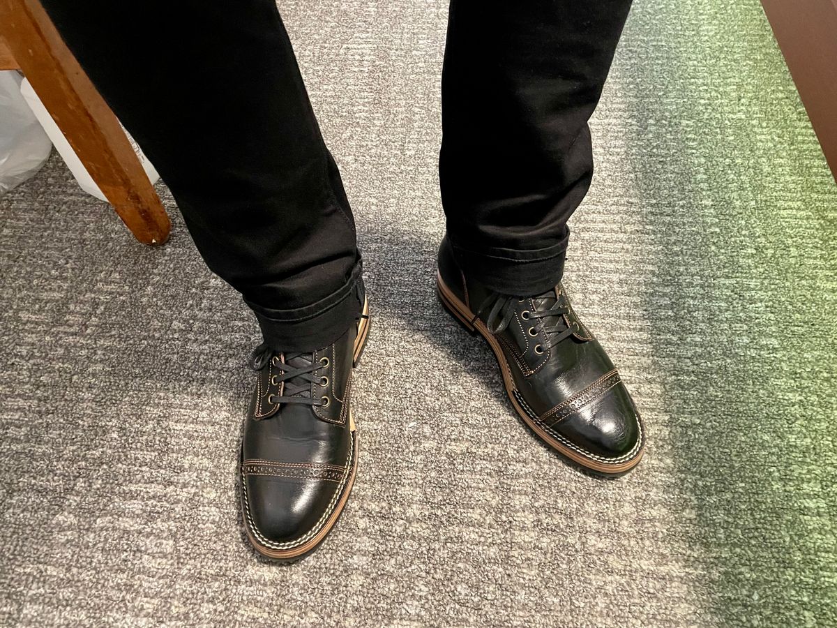Photo by Faded.Patina on January 8, 2025 of the Jakkrabbits Service Boot in Shinki Black Teacore Horsehide.