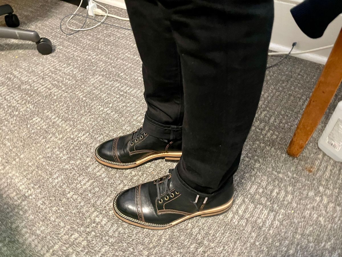 Photo by Faded.Patina on January 8, 2025 of the Jakkrabbits Service Boot in Shinki Black Teacore Horsehide.