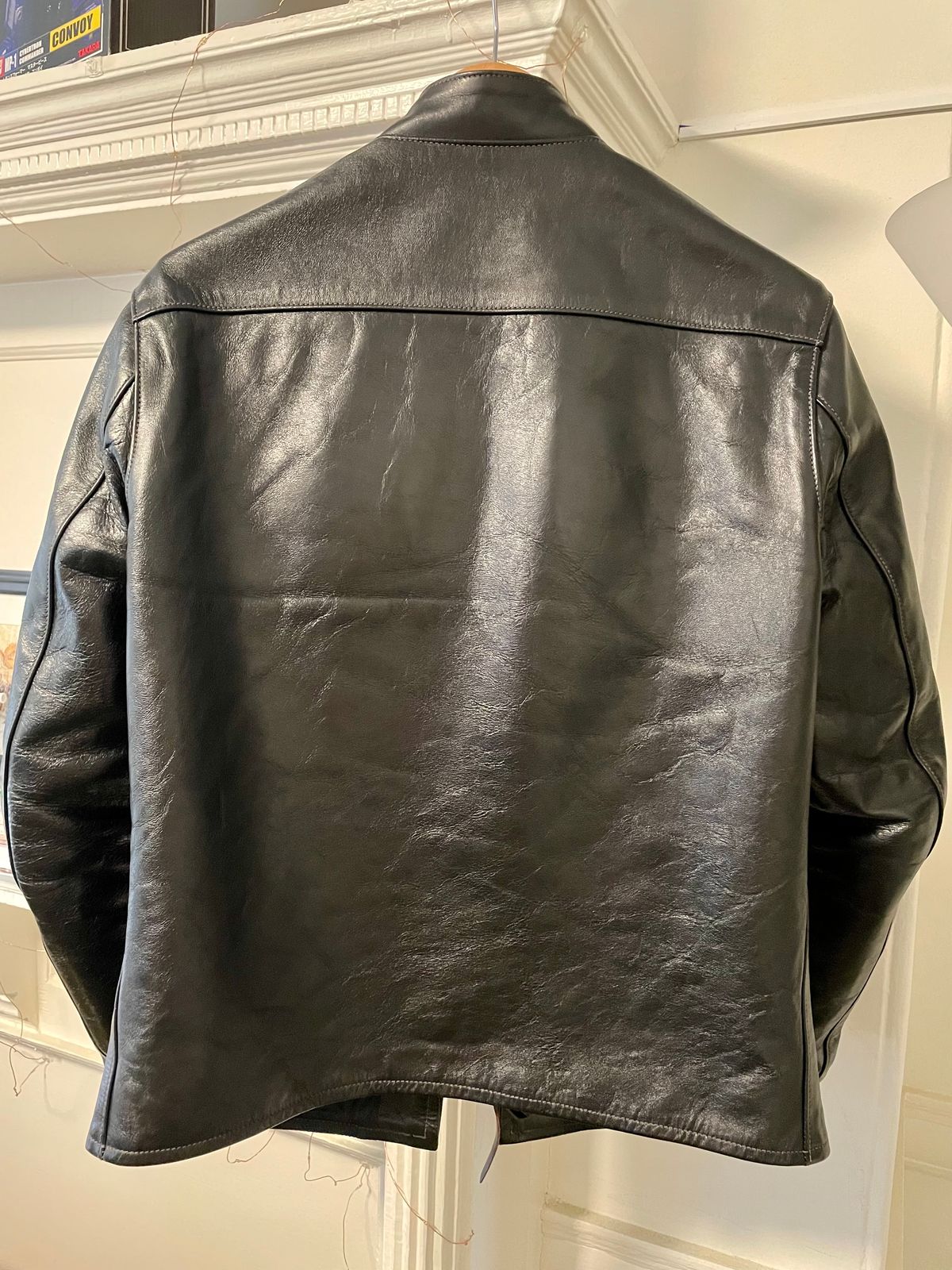 Photo by Faded.Patina on July 3, 2022 of the The Real McCoy's Buco J-100 in Shinki Teacore Horsehide.