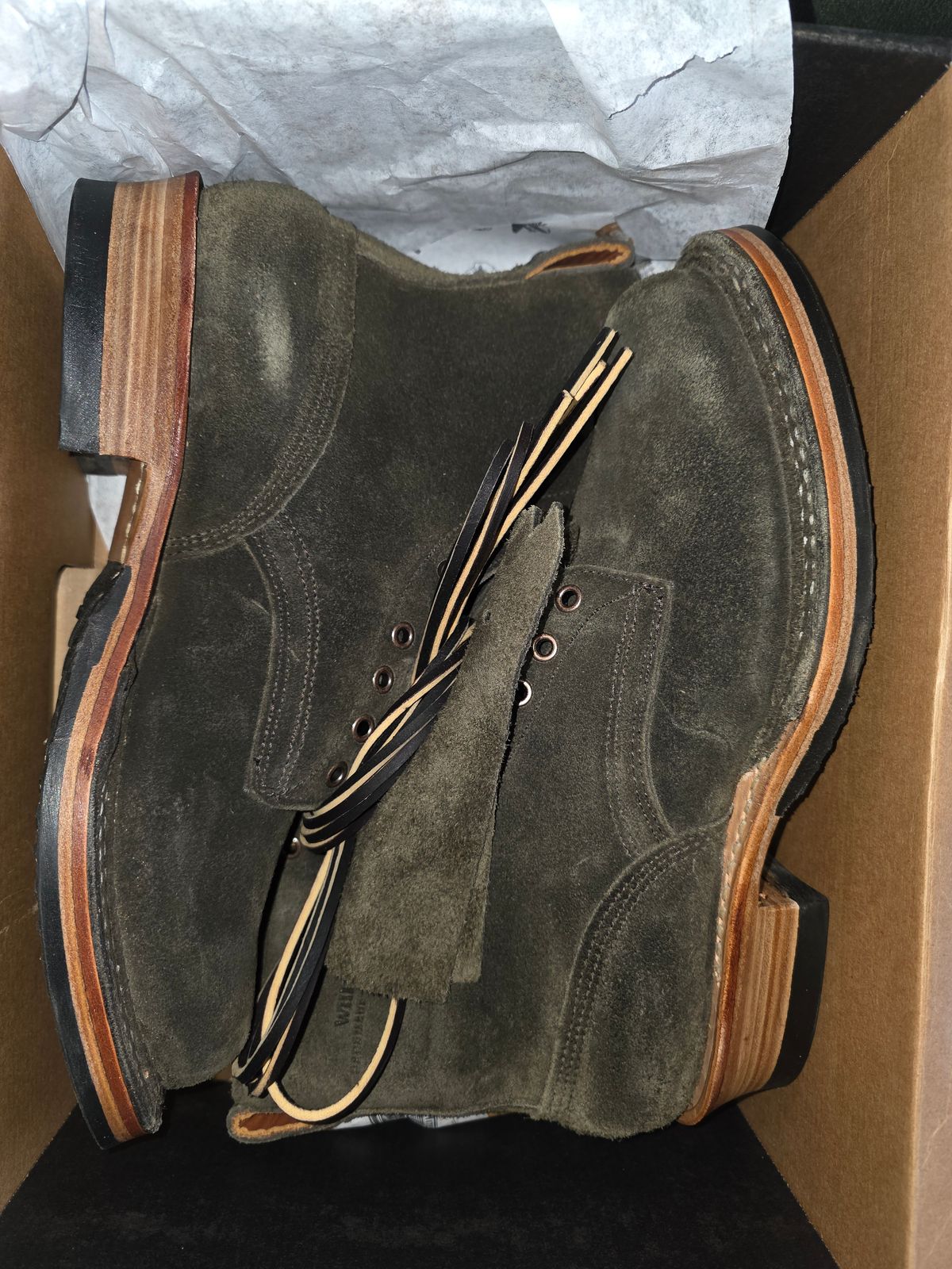 Photo by materialistic on March 27, 2026 of the Whites 355 HALF COMP LTD in C.F. Stead Snuff Desert Oasis Suede.