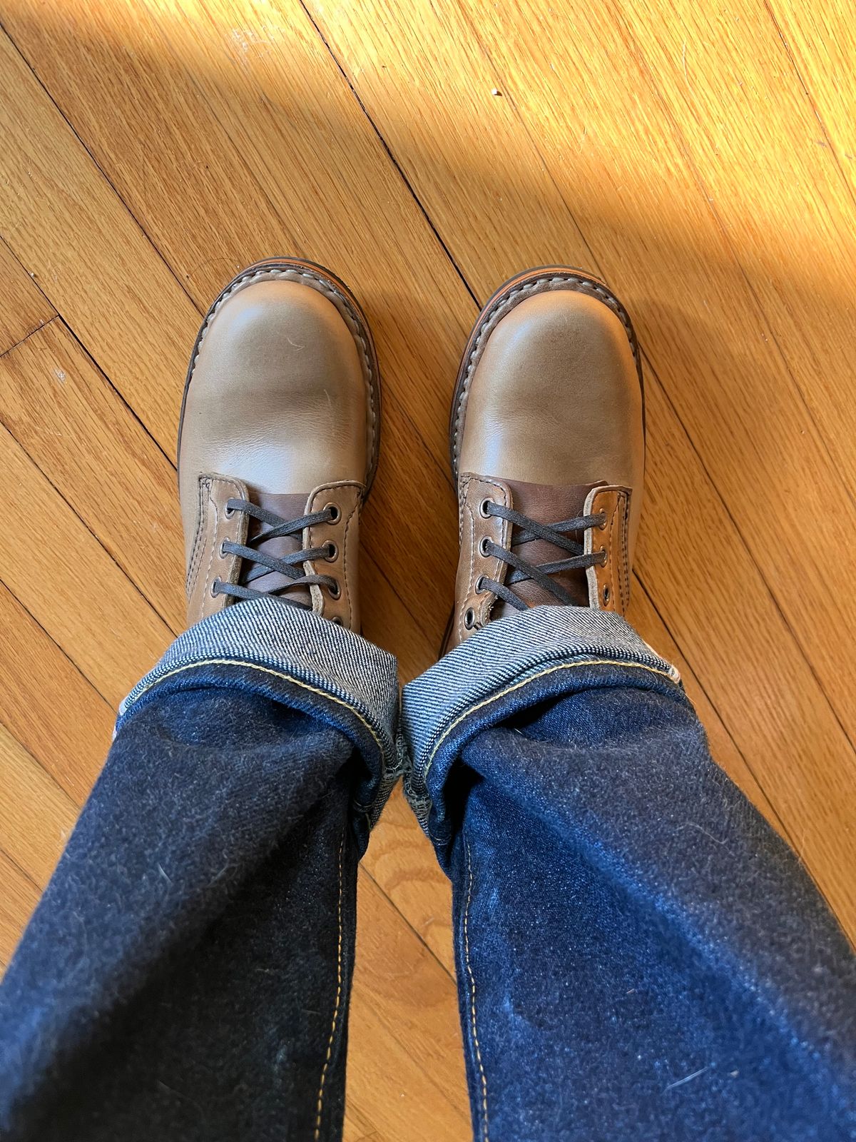 Photo by peanutsngranola on February 14, 2025 of the White's MP-Sherman Plain Toe in Horween Natural Chromexcel.