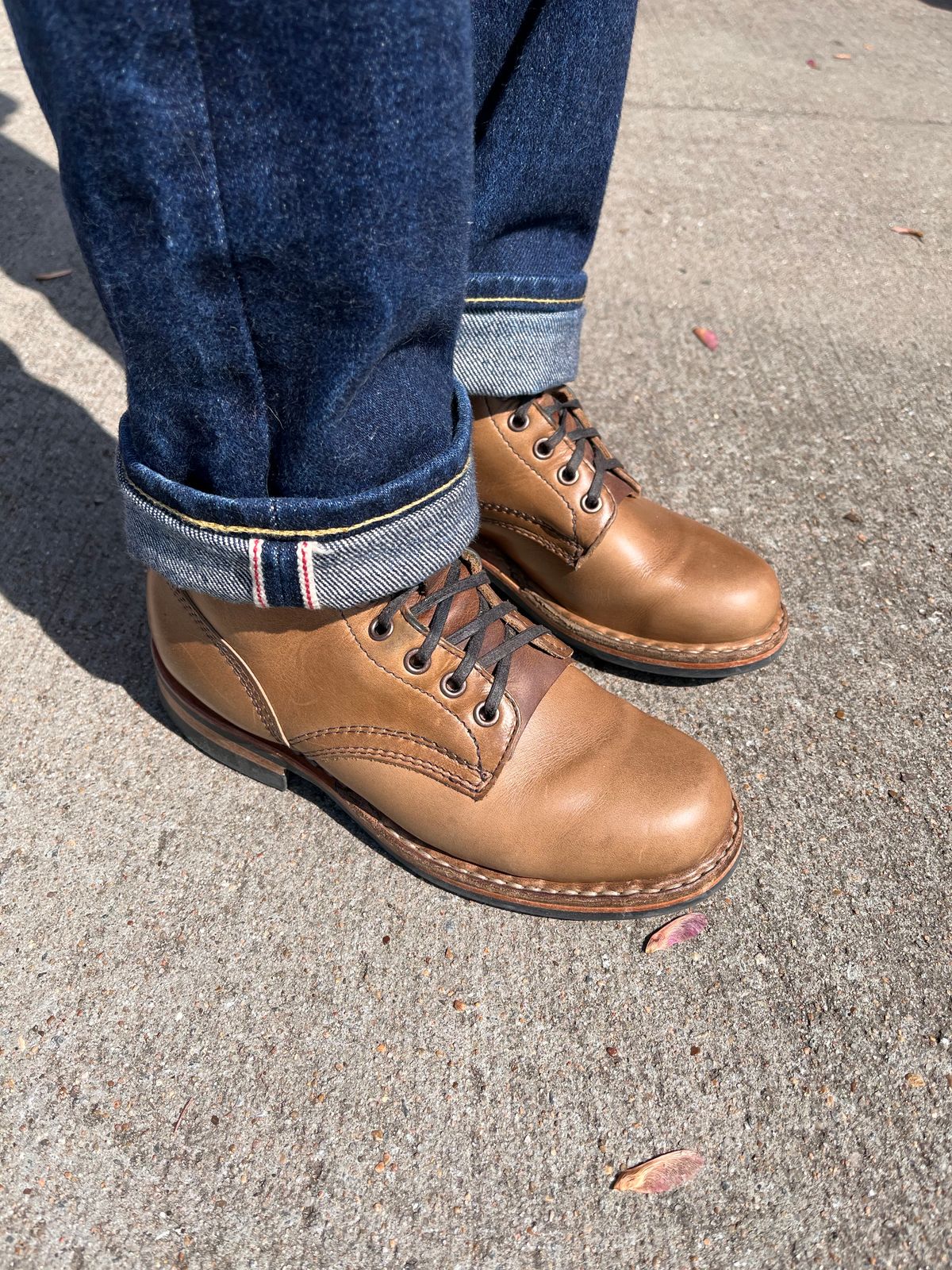Photo by peanutsngranola on March 31, 2025 of the White's MP-Sherman Plain Toe in Horween Natural Chromexcel.