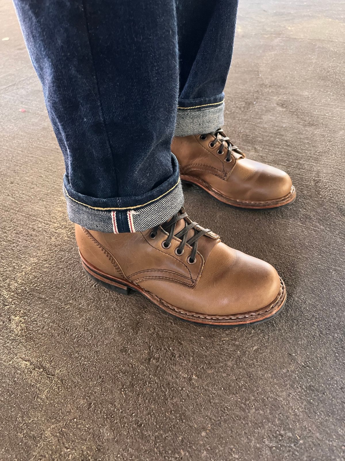 Photo by peanutsngranola on March 31, 2025 of the White's MP-Sherman Plain Toe in Horween Natural Chromexcel.
