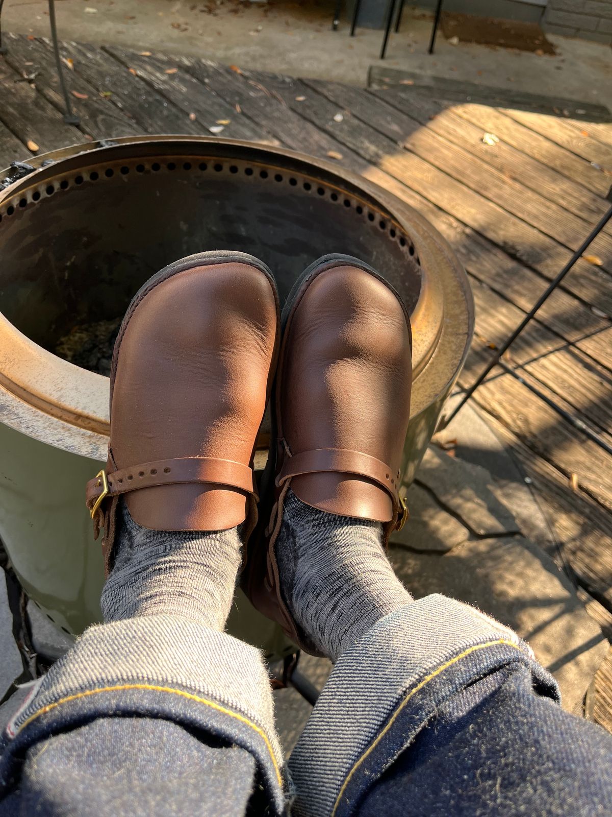 Photo by peanutsngranola on October 23, 2024 of the Aurora Shoe Co. Middle English in Horween Brown Chromexcel.