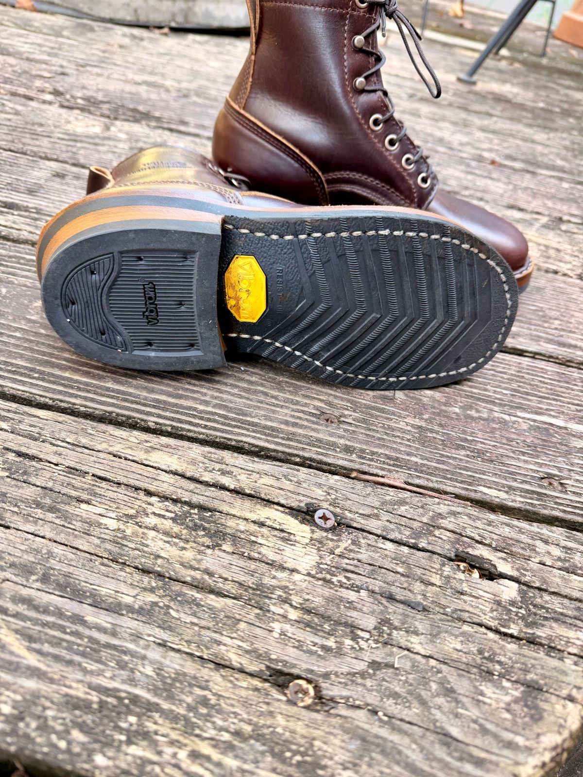 Photo by peanutsngranola on November 28, 2025 of the White's 350 Cruiser in Seidel Brown Double Shot.