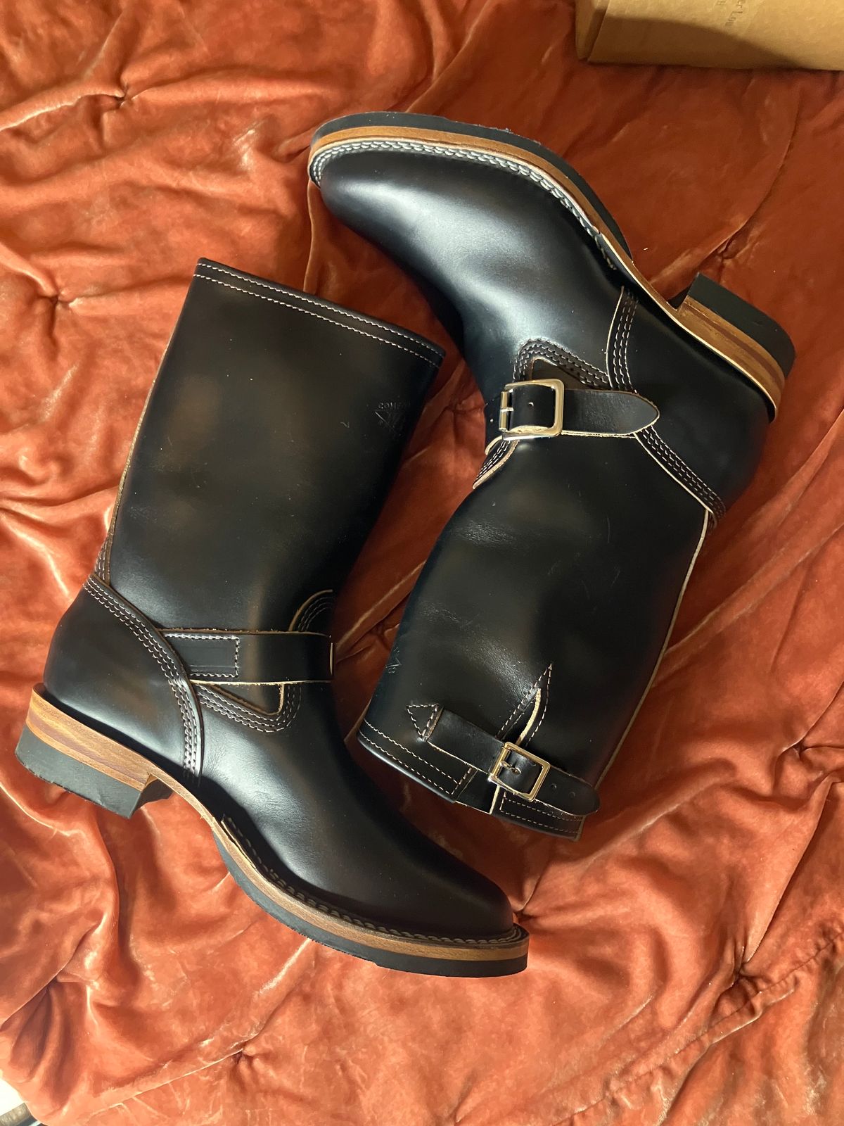 Photo by oldboysblue on October 2, 2024 of the Wesco Mister Lou in Wesco / Horween Black Horsehide.