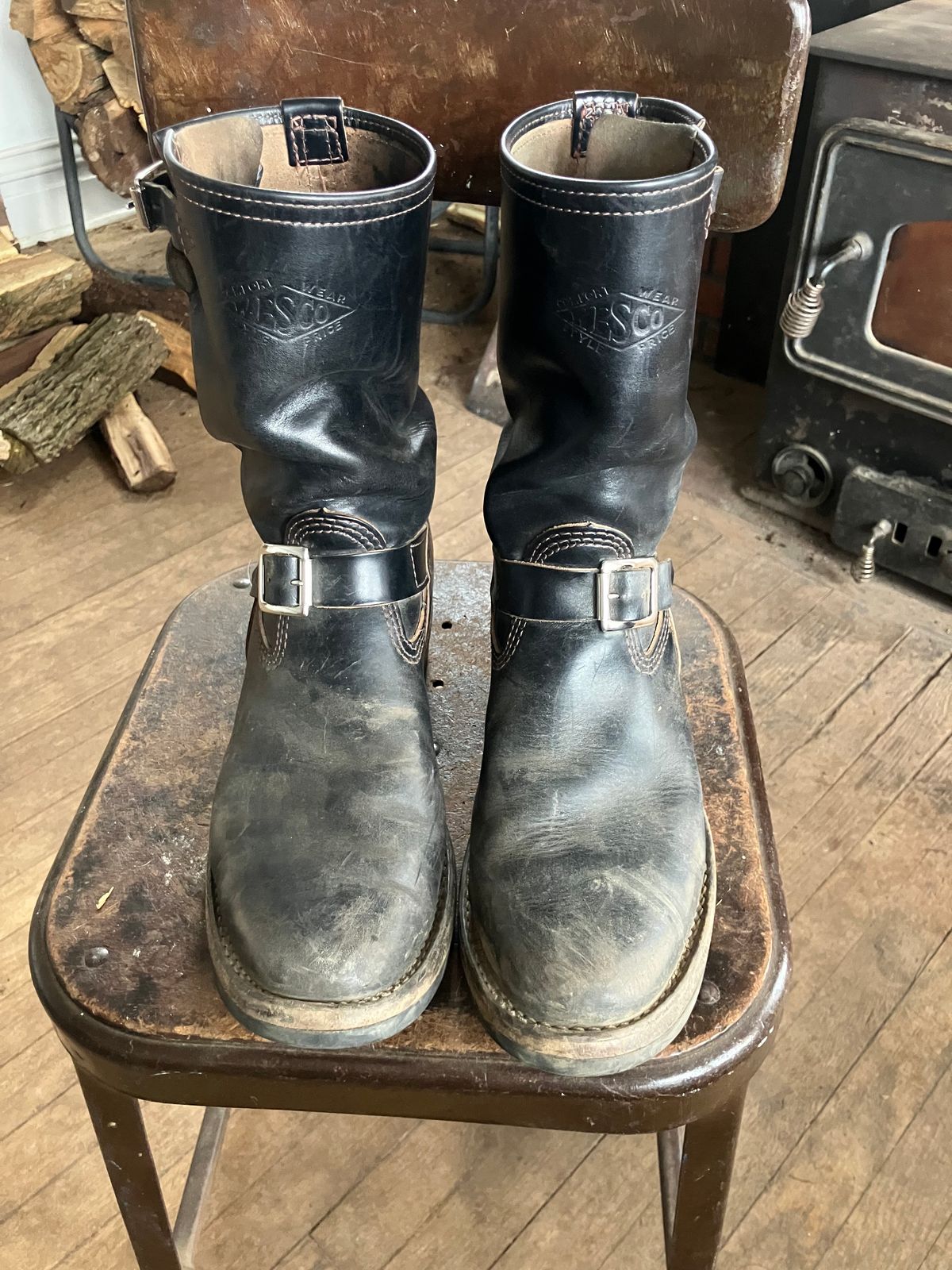 Photo by oldboysblue on February 2, 2025 of the Wesco Mister Lou in Wesco / Horween Black Horsehide.