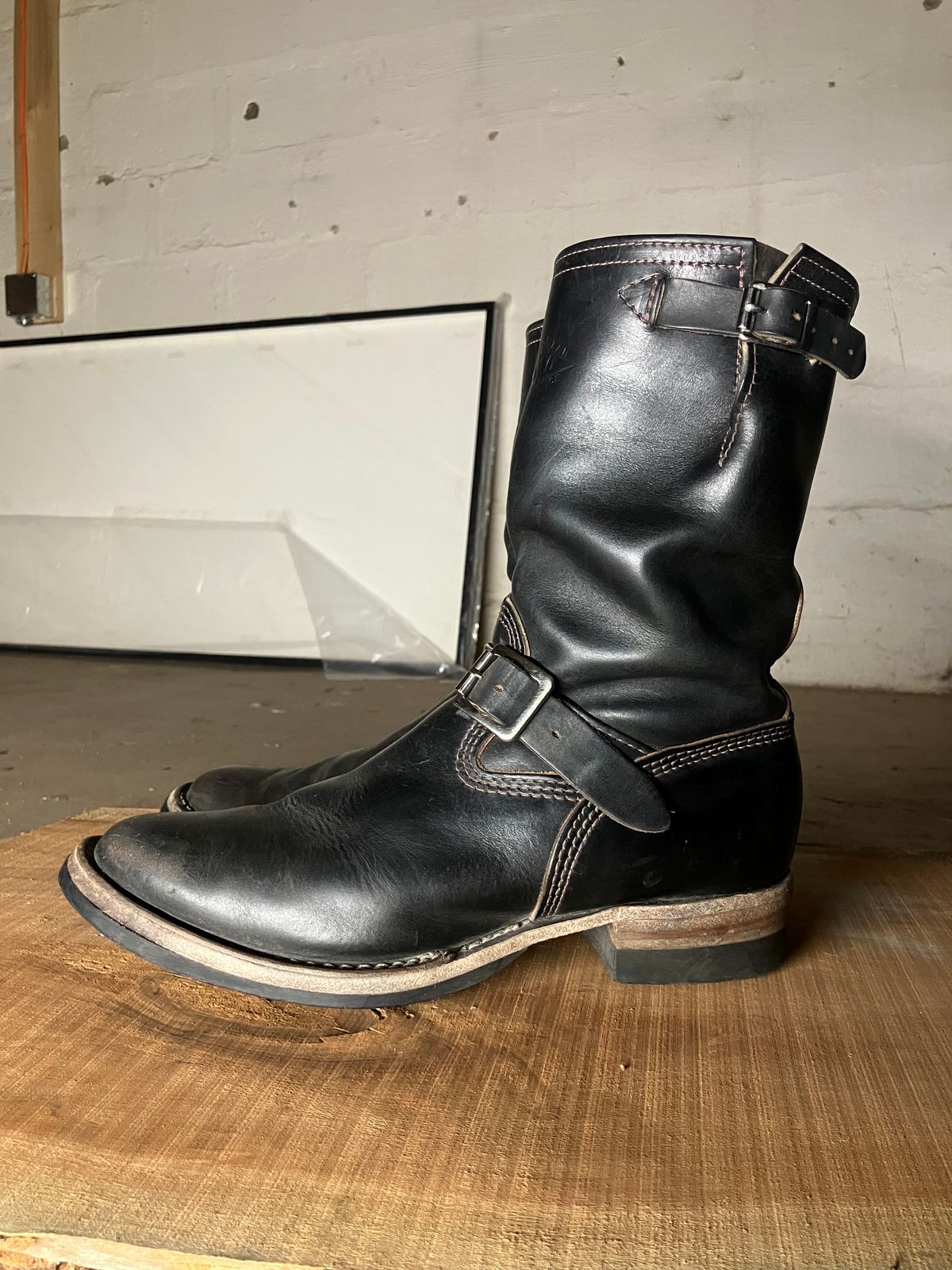 Photo by oldboysblue on March 4, 2025 of the Wesco Mister Lou in Wesco / Horween Black Horsehide.