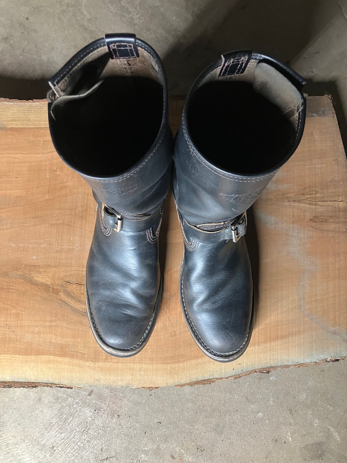 Photo by oldboysblue on March 4, 2025 of the Wesco Mister Lou in Wesco / Horween Black Horsehide.