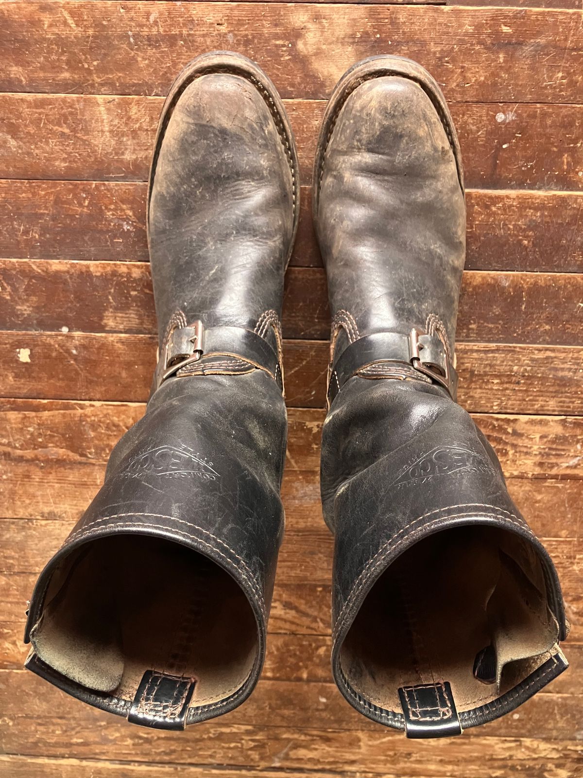 Photo by oldboysblue on April 5, 2025 of the Wesco Mister Lou in Wesco / Horween Black Horsehide.