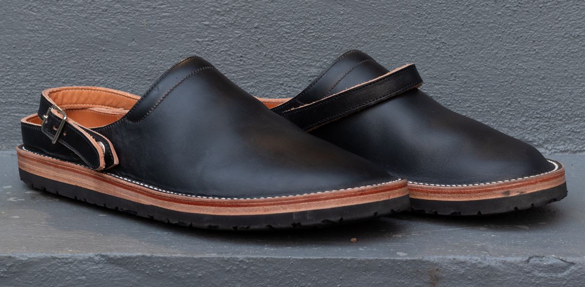 Photo by JewishJesus on November 2, 2025 of the Zerrows Sabot Sandal in Horween Black Latigo.