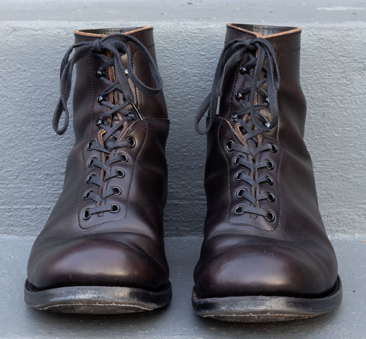 Photo by JewishJesus on December 3, 2025 of the Clinch Milne in Clinch / Black Crown Calf.