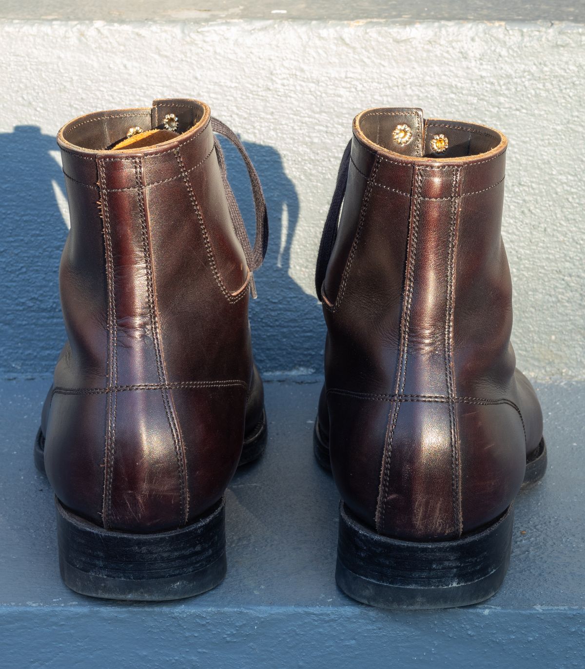 Photo by JewishJesus on March 1, 2026 of the Clinch Milne in Clinch / Black Crown Calf.