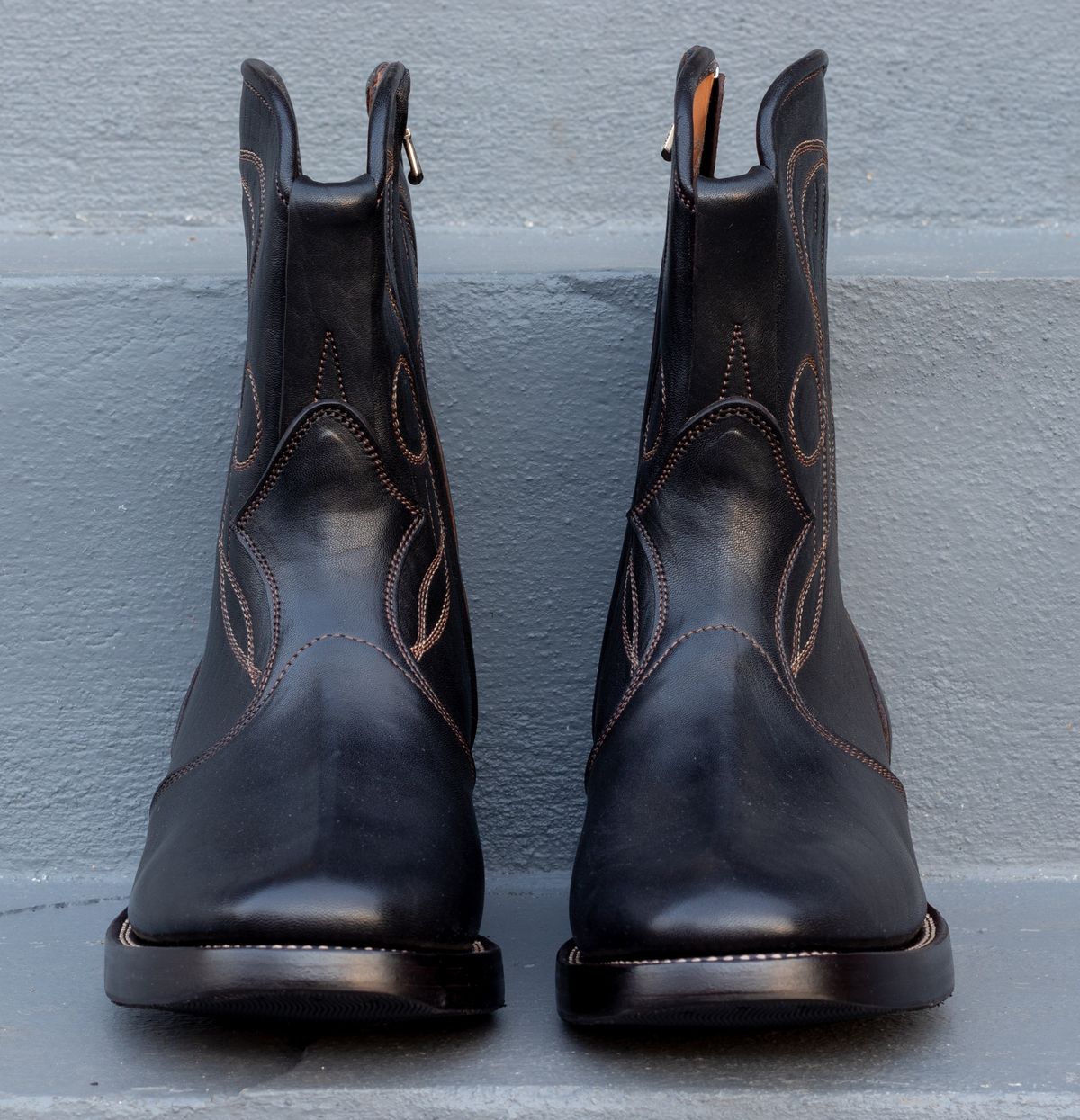 Photo by JewishJesus on January 21, 2026 of the Lost Boy Boots Western Zip in Shinki Black Teacore Horsehide.