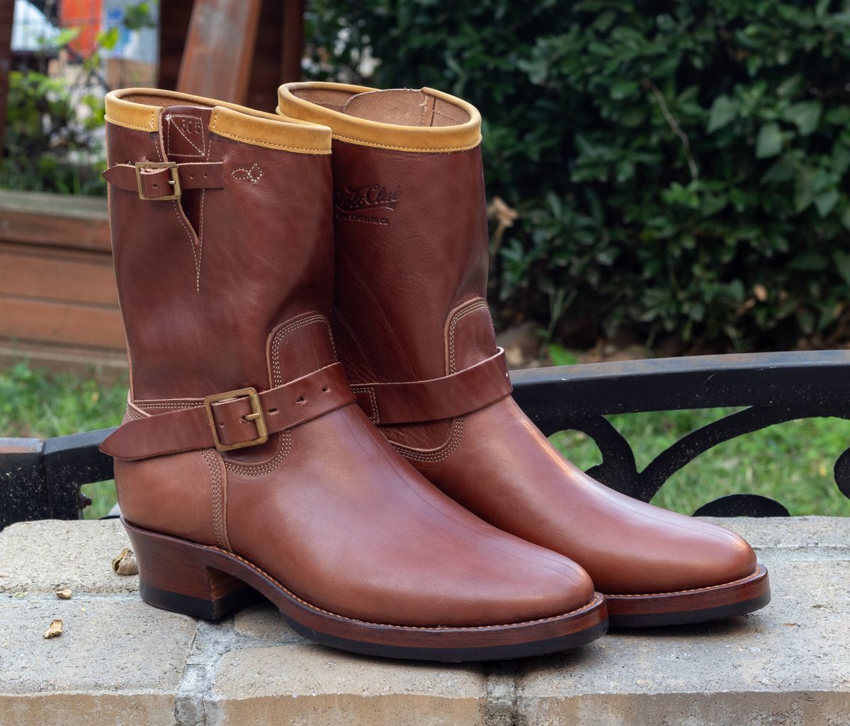 Photo by JewishJesus on October 2, 2025 of the Role Club Engineer Boots in Brown Italian Horsehide.