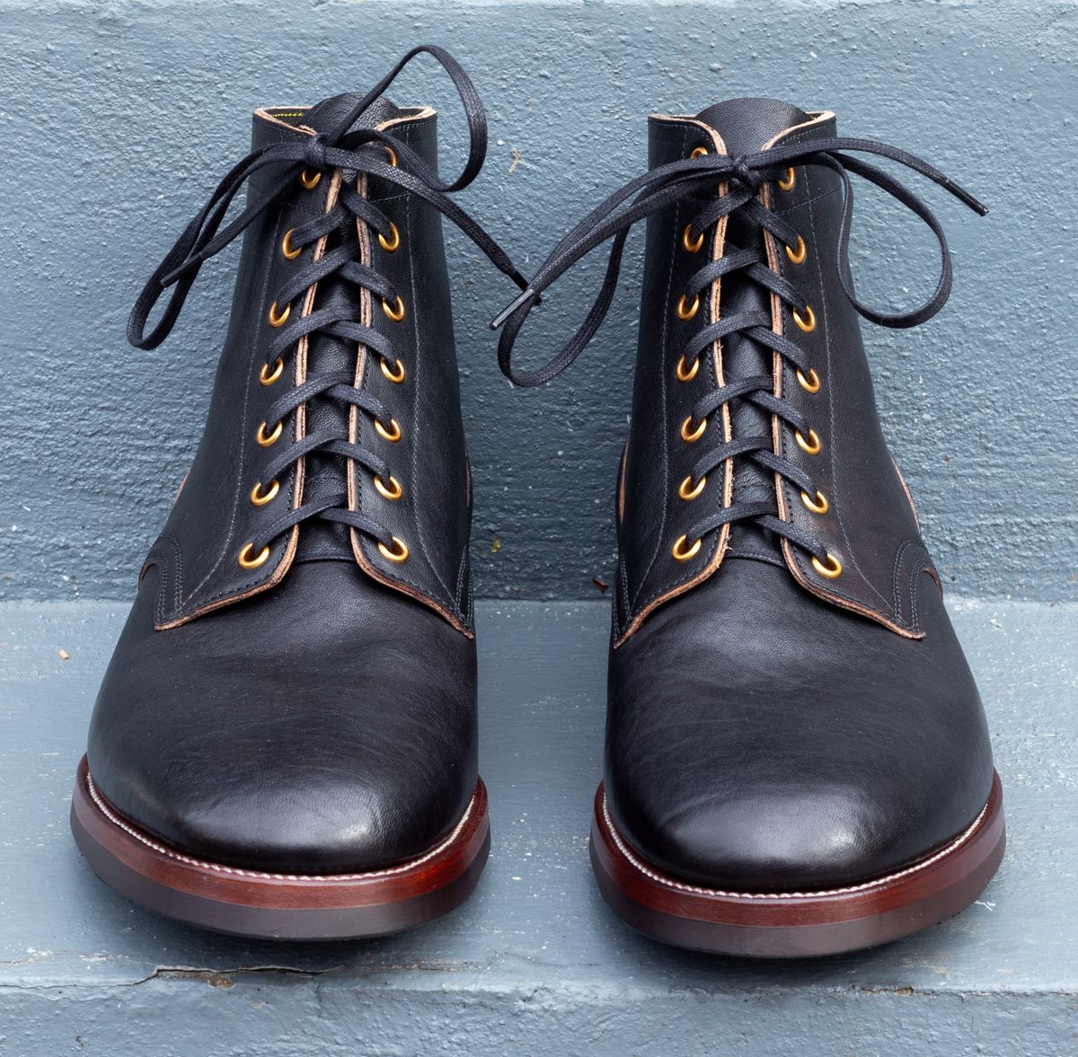 Photo by JewishJesus on February 21, 2026 of the Iron Boots The Chosen Dog in Maryam Black Washed Horsebutt.