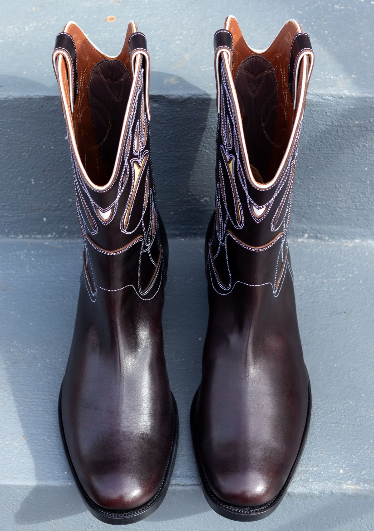 Photo by JewishJesus on February 21, 2026 of the Clinch Cowboy Boots in Black Teacore Calf.