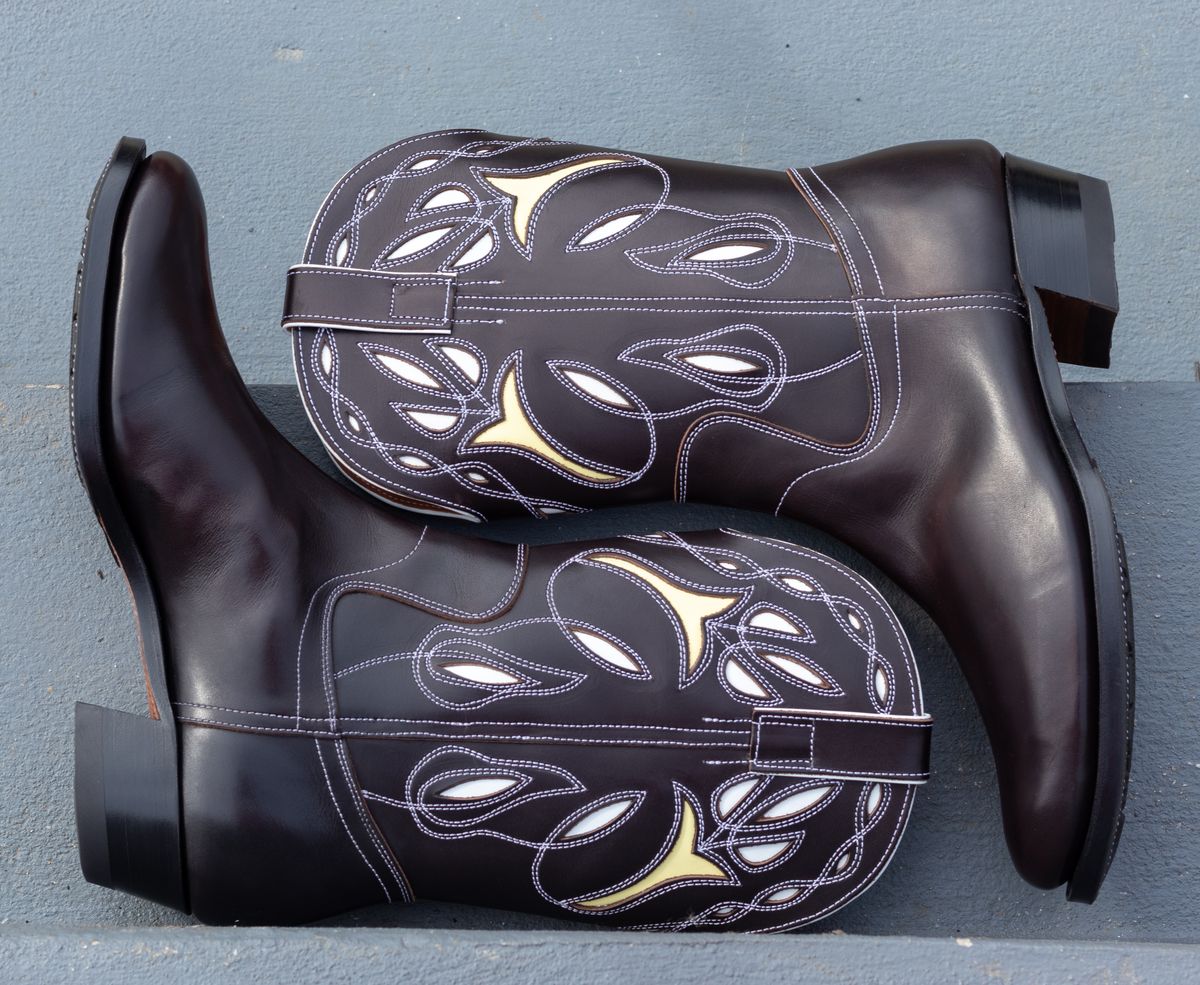 Photo by JewishJesus on February 21, 2026 of the Clinch Cowboy Boots in Black Teacore Calf.