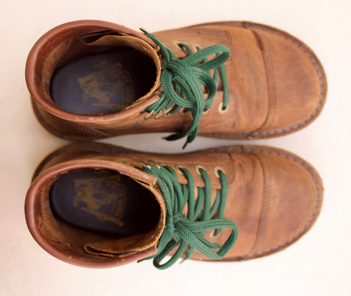 Photo by TangibleLily929Wife on January 2, 2026 of the Jim Green 719 in Bronco Oily Pull Up.