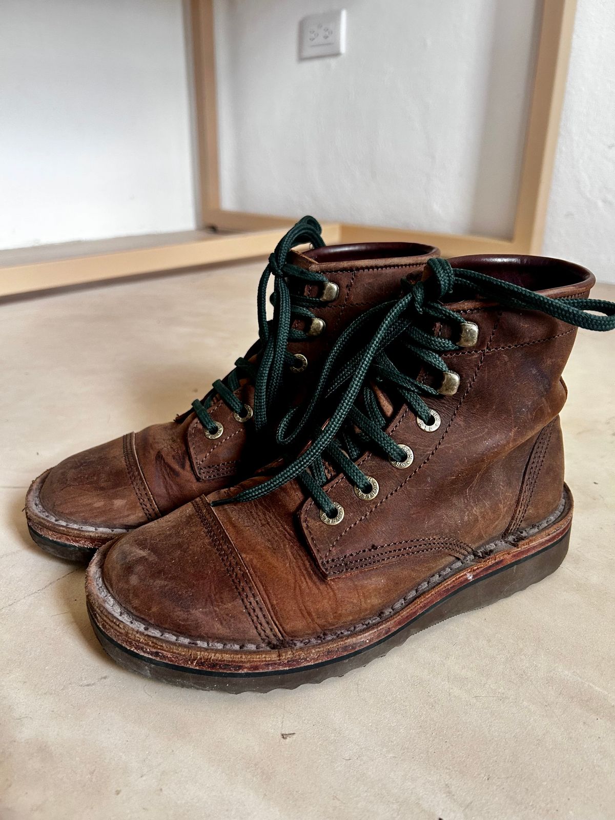 Photo by TangibleLily929Wife on March 5, 2026 of the Jim Green 719 in Bronco Oily Pull Up.