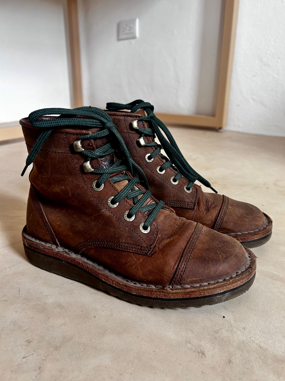 Photo by TangibleLily929Wife on March 5, 2026 of the Jim Green 719 in Bronco Oily Pull Up.