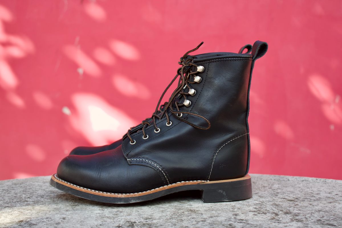 Photo by TangibleLily929Wife on December 1, 2025 of the Redwing Silversmith #3361 in Black Boundary.