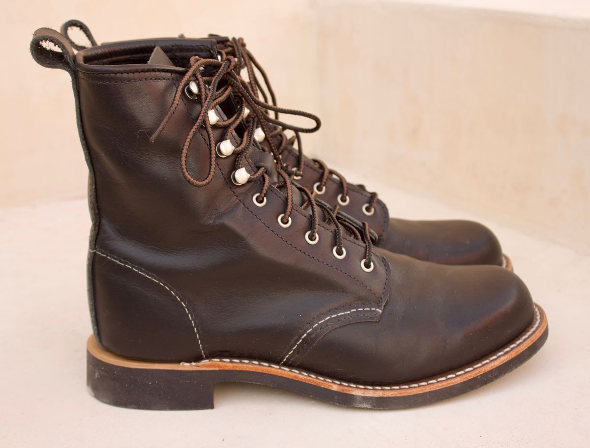 Photo by TangibleLily929Wife on January 2, 2026 of the Redwing Silversmith #3361 in Black Boundary.