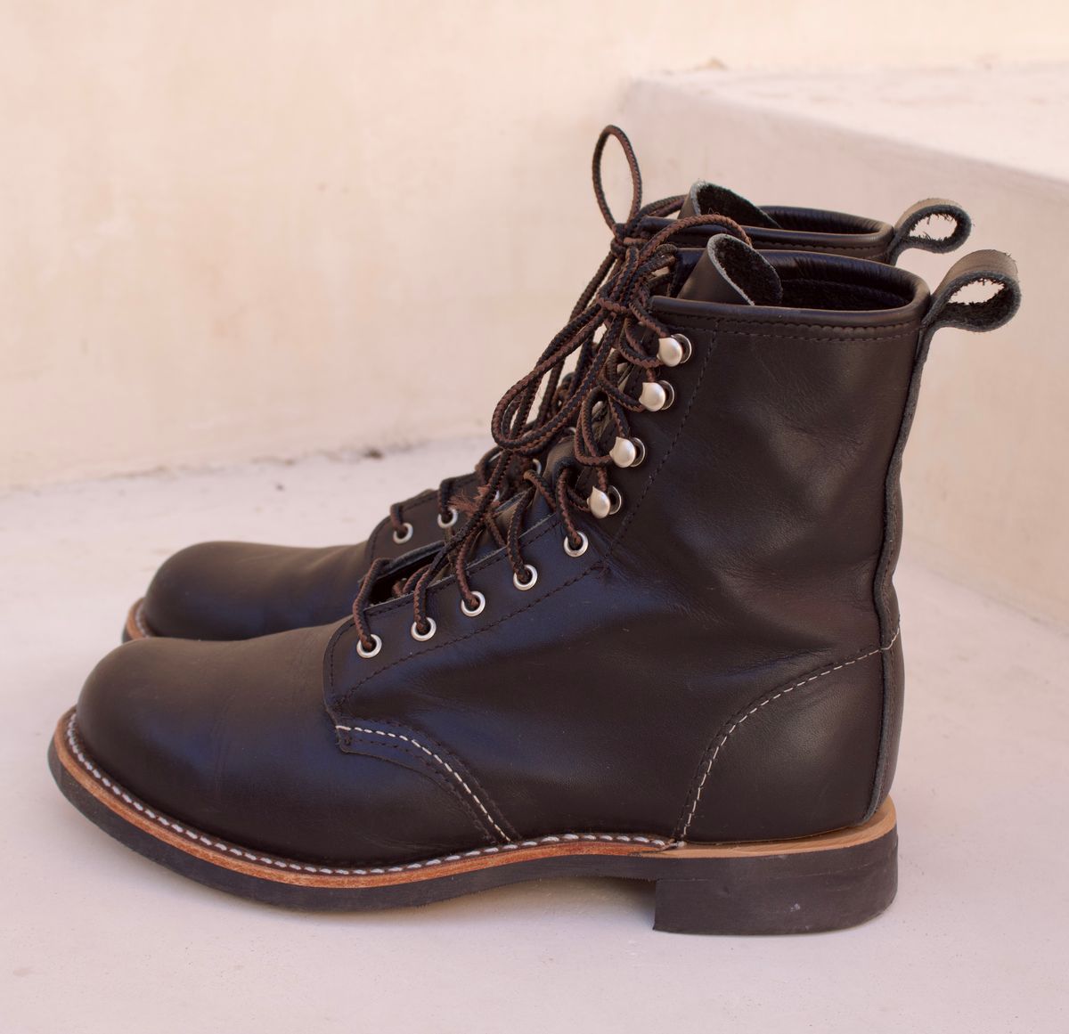 Photo by TangibleLily929Wife on February 4, 2026 of the Redwing Silversmith #3361 in Black Boundary.