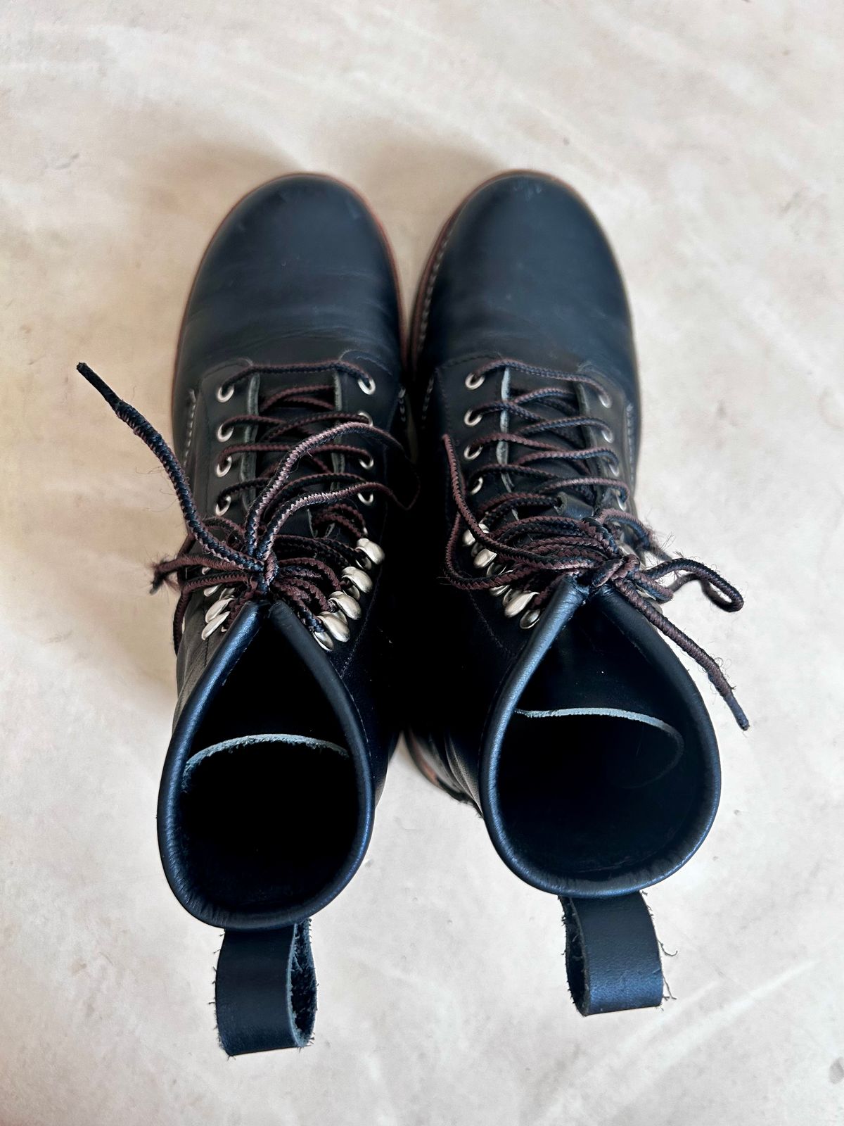 Photo by TangibleLily929Wife on March 5, 2026 of the Redwing Silversmith #3361 in Black Boundary.